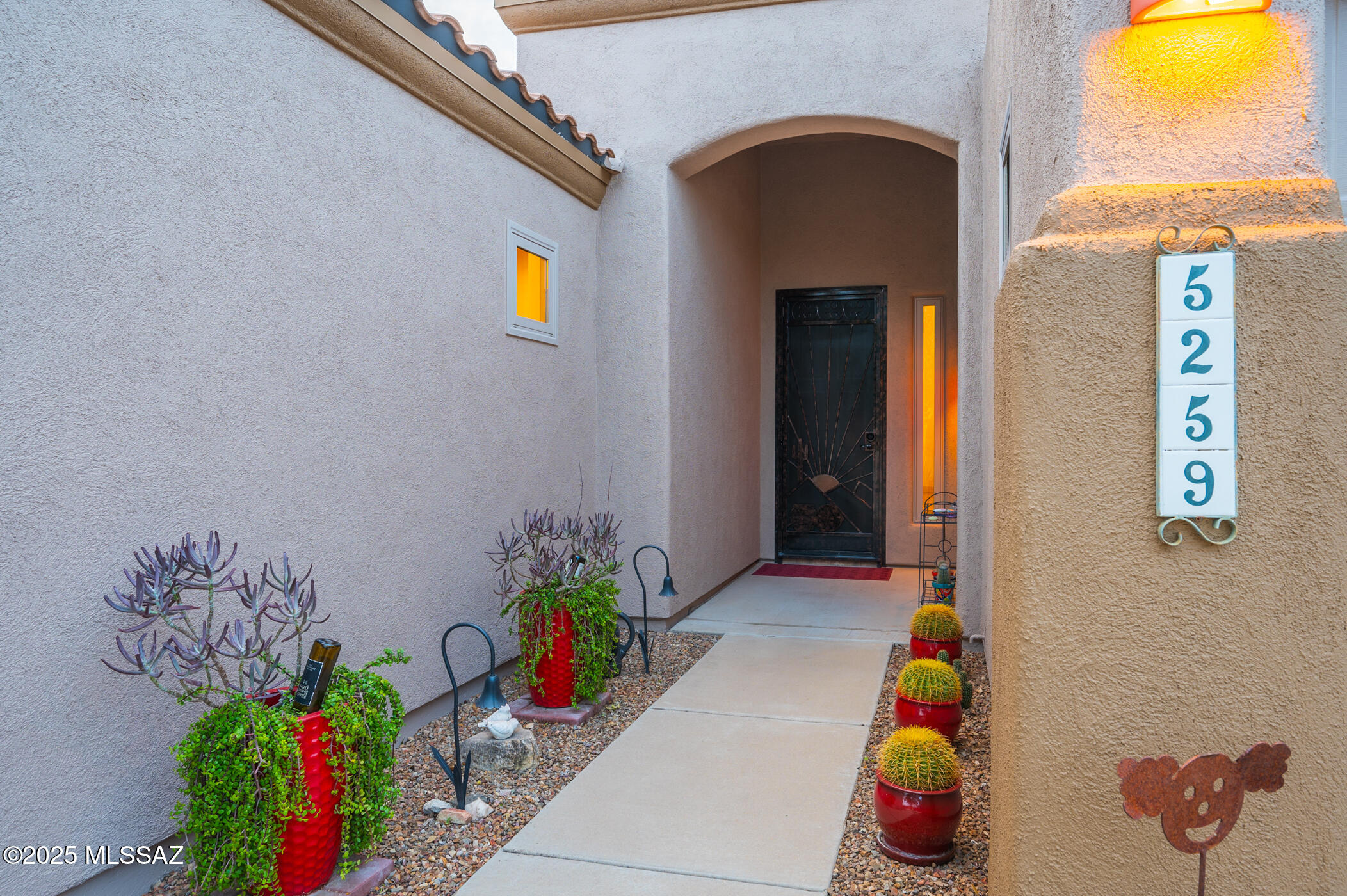 Tucson, Arizona, 85749, United States, 3 Bedrooms Bedrooms, ,3 BathroomsBathrooms,Residential,For Sale,1999814