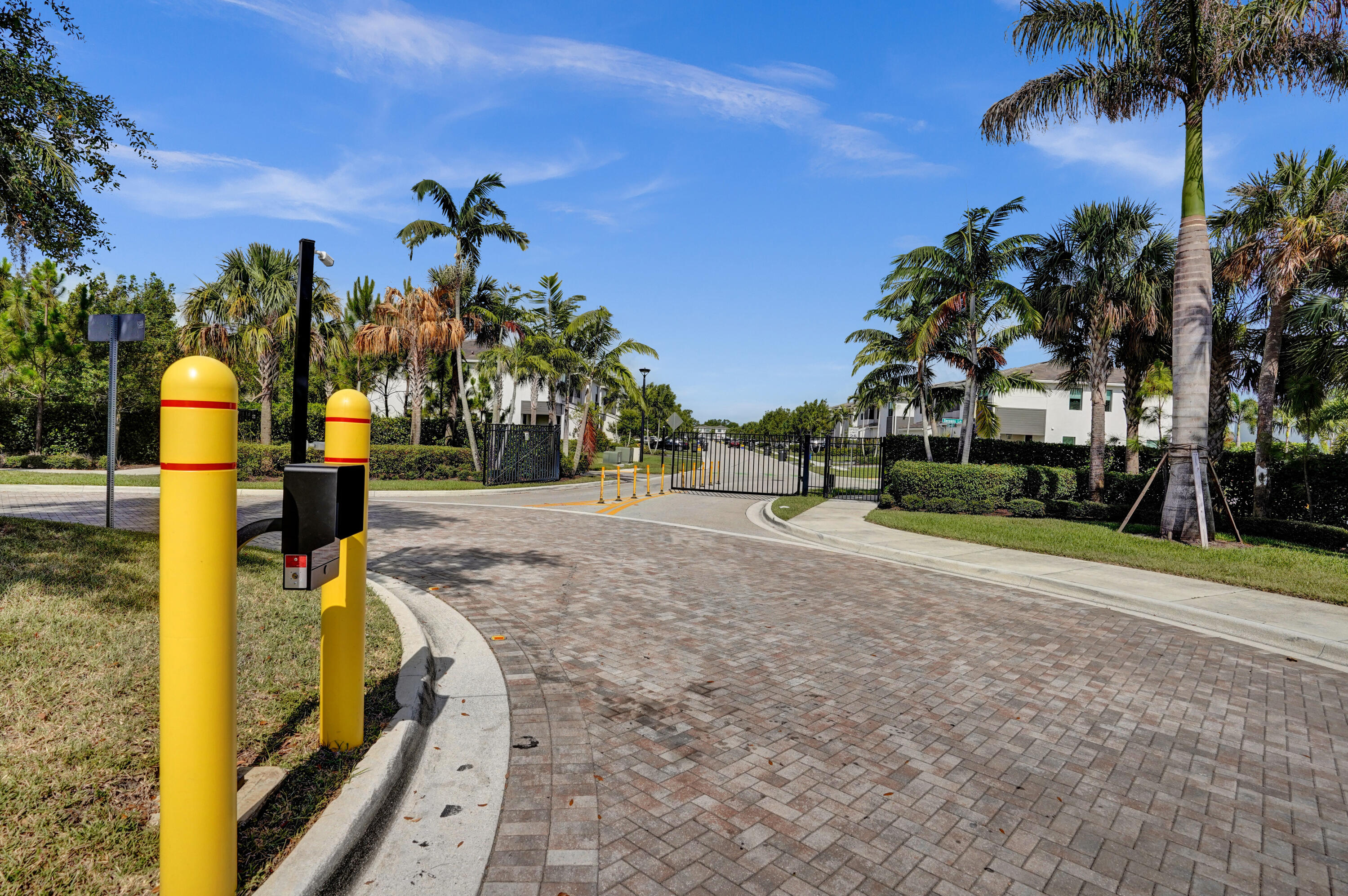 Lake Worth, Florida, 33467, United States, 3 Bedrooms Bedrooms, ,3 BathroomsBathrooms,Residential,For Sale,1859964