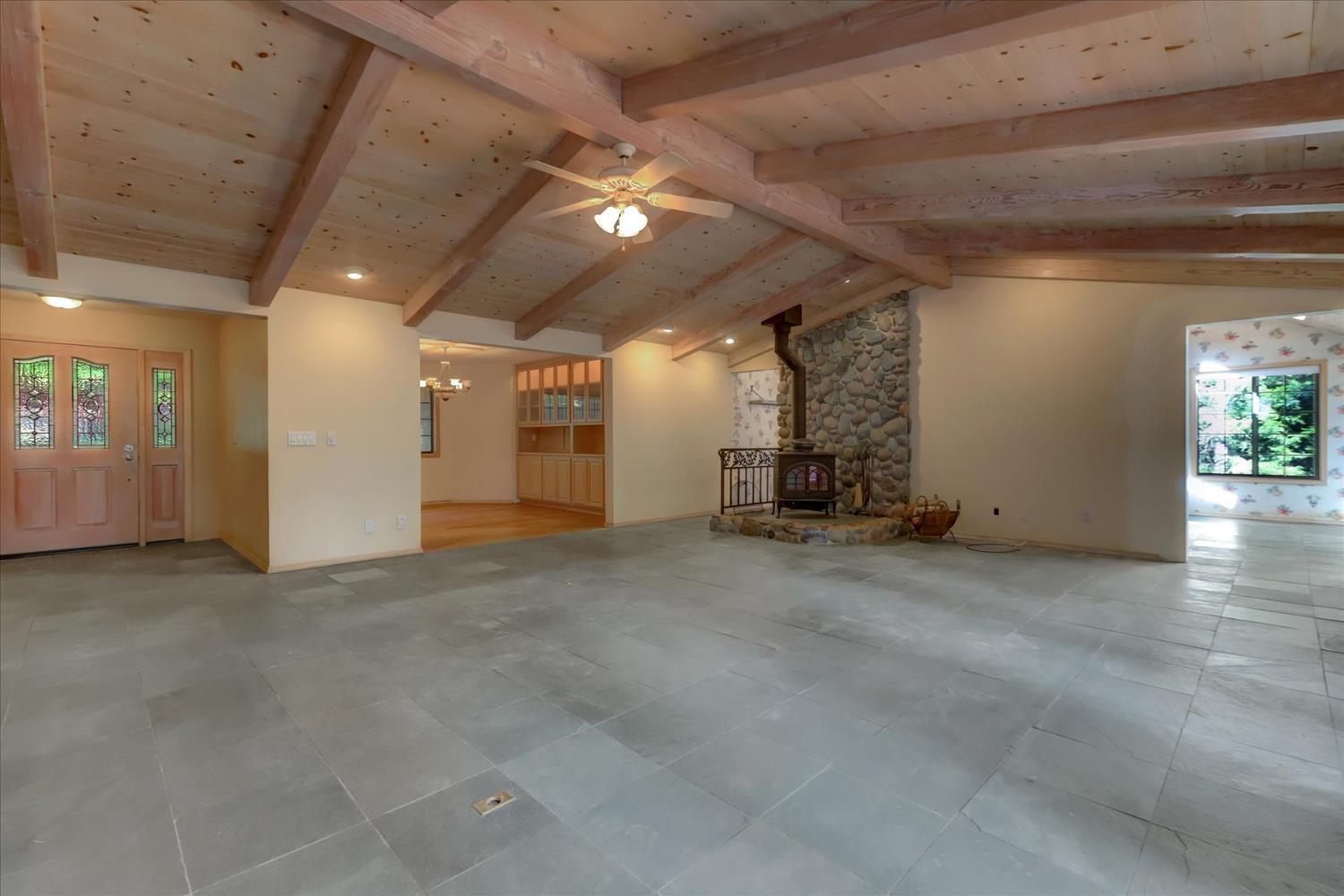 Nevada City, California, 95959, United States, 3 Bedrooms Bedrooms, ,4 BathroomsBathrooms,Residential,For Sale,1977718