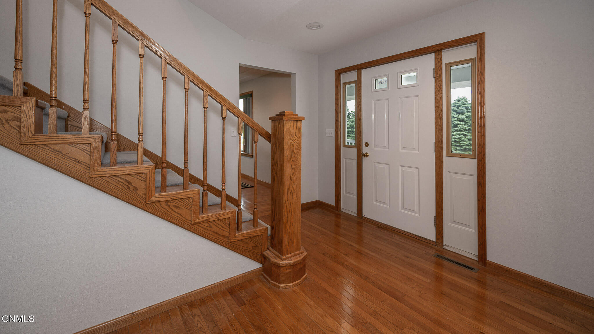 Center, North Dakota, 58530, United States, 4 Bedrooms Bedrooms, ,3 BathroomsBathrooms,Residential,For Sale,1904548