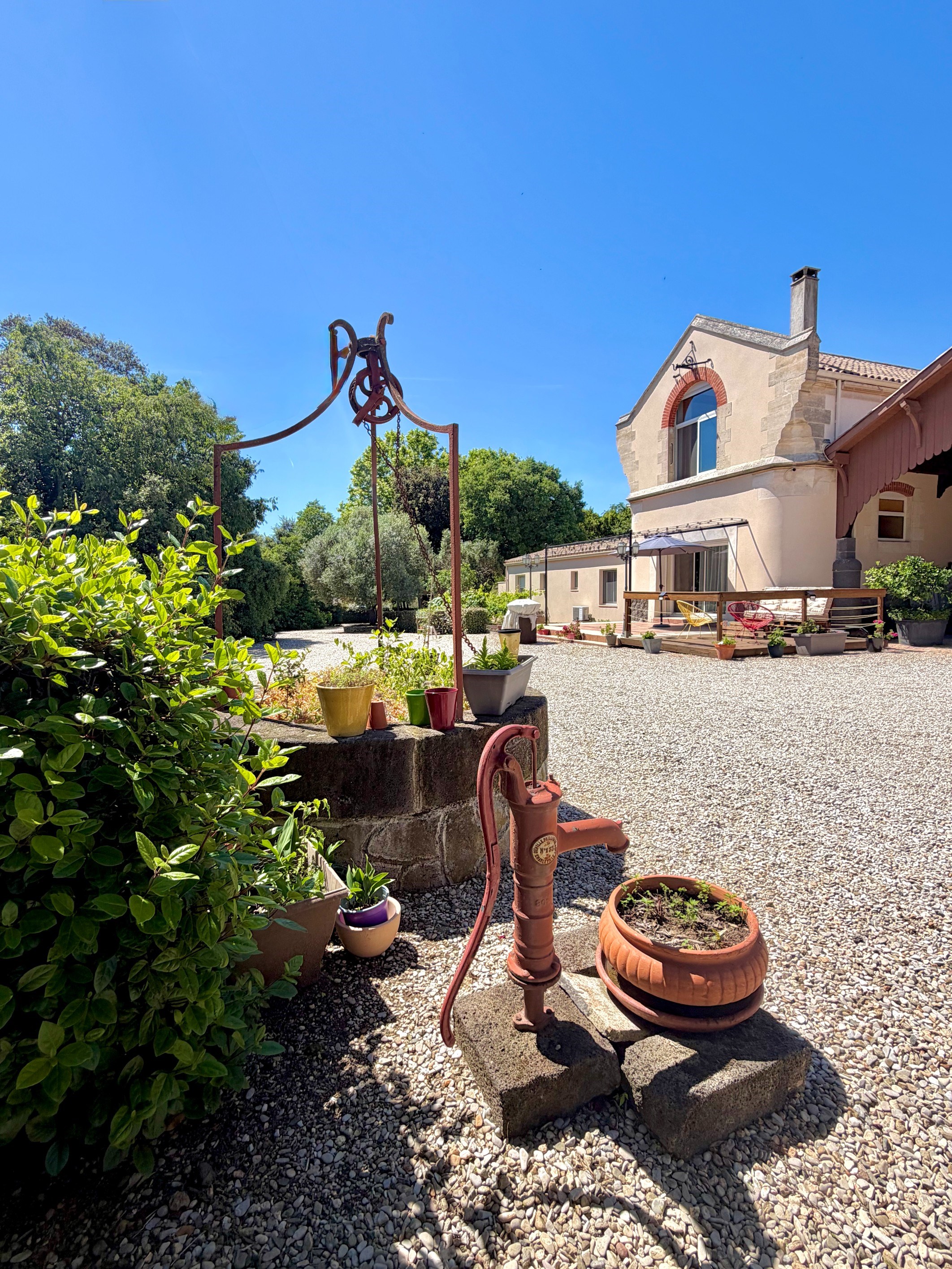  Close to the Mediterranean, a perfect family property for a tourism business... - 物件實景