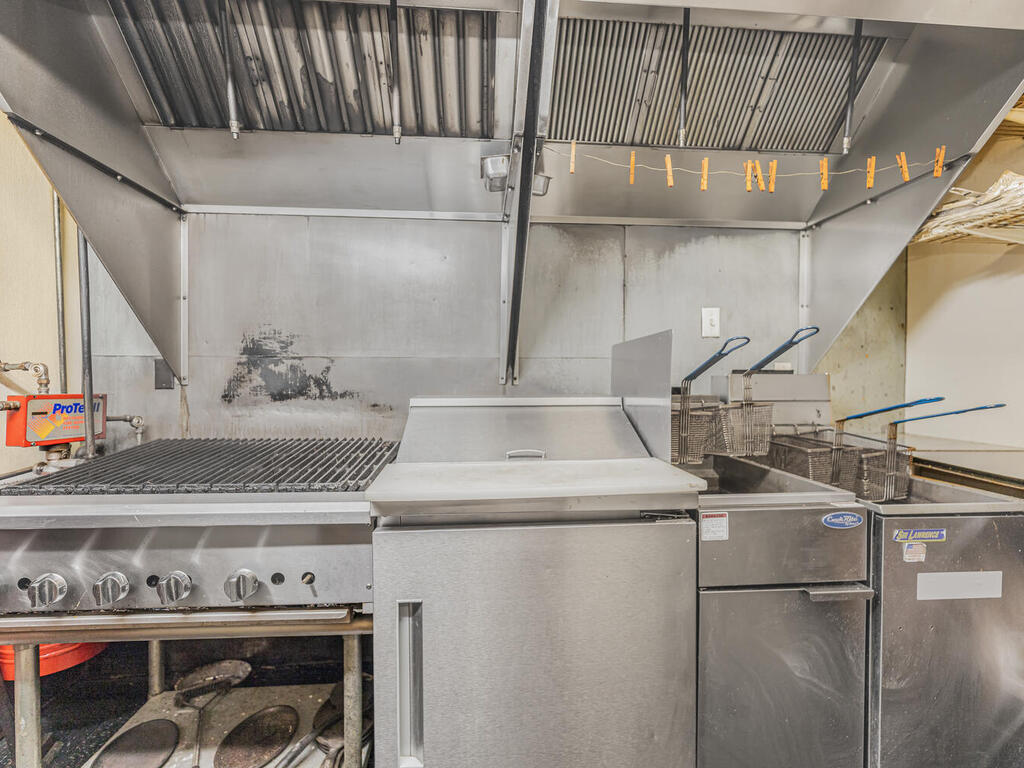 Middletown, New York, 12406, United States, ,1 BathroomBathrooms,Residential,For Sale,1976639