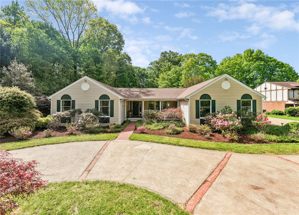 Level Green, Pennsylvania, 15085, United States, 4 Bedrooms Bedrooms, ,4 BathroomsBathrooms,Residential,For Sale,2049075