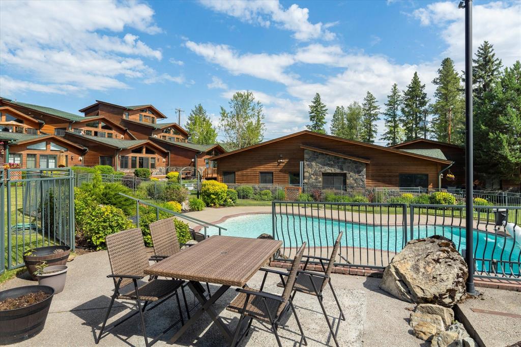 Lakeside, Montana, 59922, United States, 3 Bedrooms Bedrooms, ,2 BathroomsBathrooms,Residential,For Sale,2048351