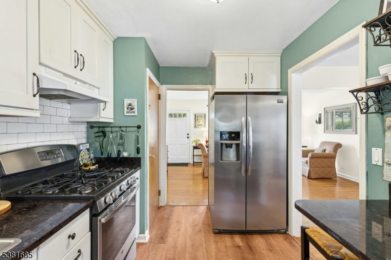 Cranford Twp., New Jersey, 07016, United States, 3 Bedrooms Bedrooms, ,2 BathroomsBathrooms,Residential,For Sale,1938829