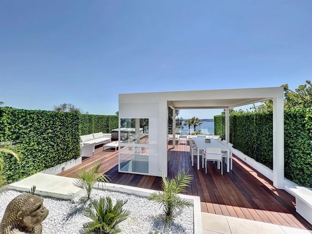 Cannes, Provence-Alpes-Côte d’Azur, 06400, FR, 3 Bedrooms Bedrooms, ,5 BathroomsBathrooms,Residential,For Sale,1414466