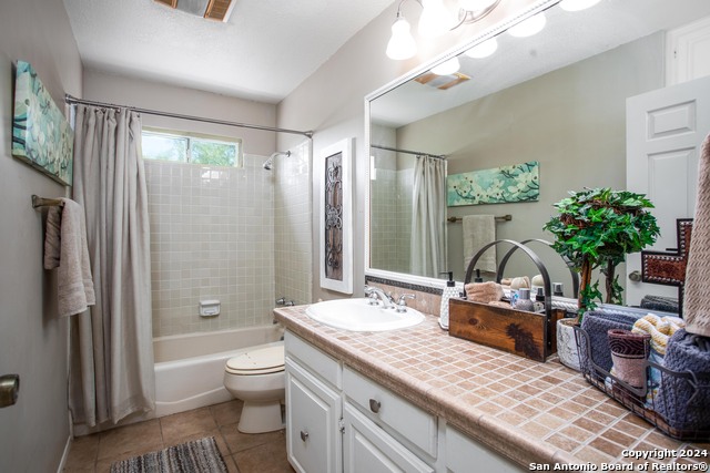 2618 N Armstrong Street, Kingsville, Texas, 78363, United States, 4 Bedrooms Bedrooms, ,5 BathroomsBathrooms,Residential,For Sale,2618 N Armstrong Street,1628223