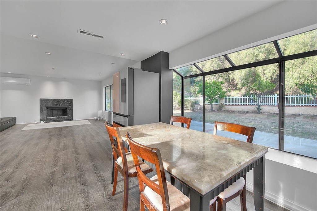 Phillips Ranch, California, 91766, United States, 4 Bedrooms Bedrooms, ,3 BathroomsBathrooms,Residential,For Sale,1998468