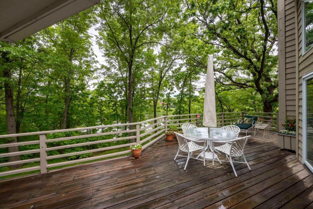 Mendota Heights, Minnesota, 55118, United States, 4 Bedrooms Bedrooms, ,3 BathroomsBathrooms,Residential,For Sale,1836960