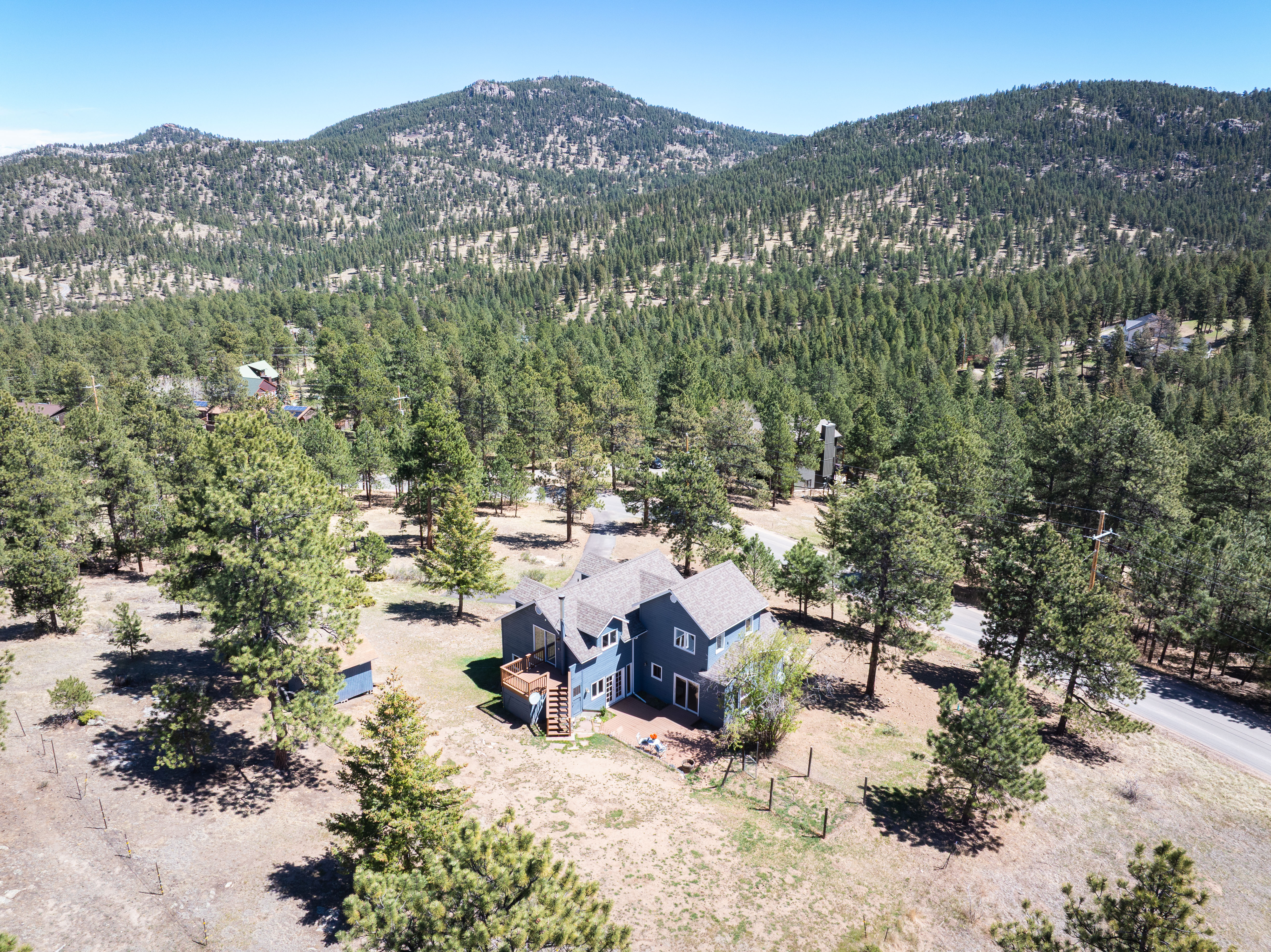  Nestled into the Foothills of The Rocky Mountains Your Shire Awaits - 物件實景