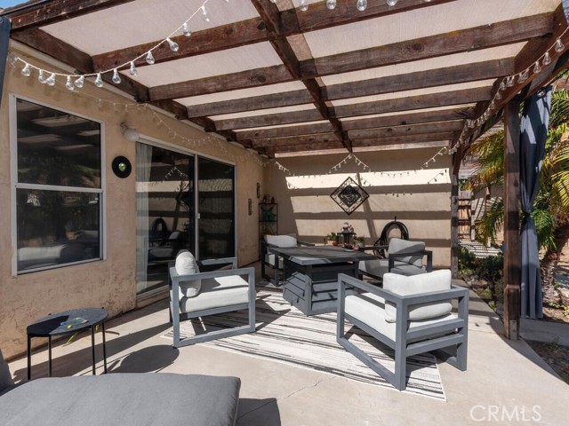 Temecula, California, 92591, United States, 3 Bedrooms Bedrooms, ,2 BathroomsBathrooms,Residential,For Sale,1977401