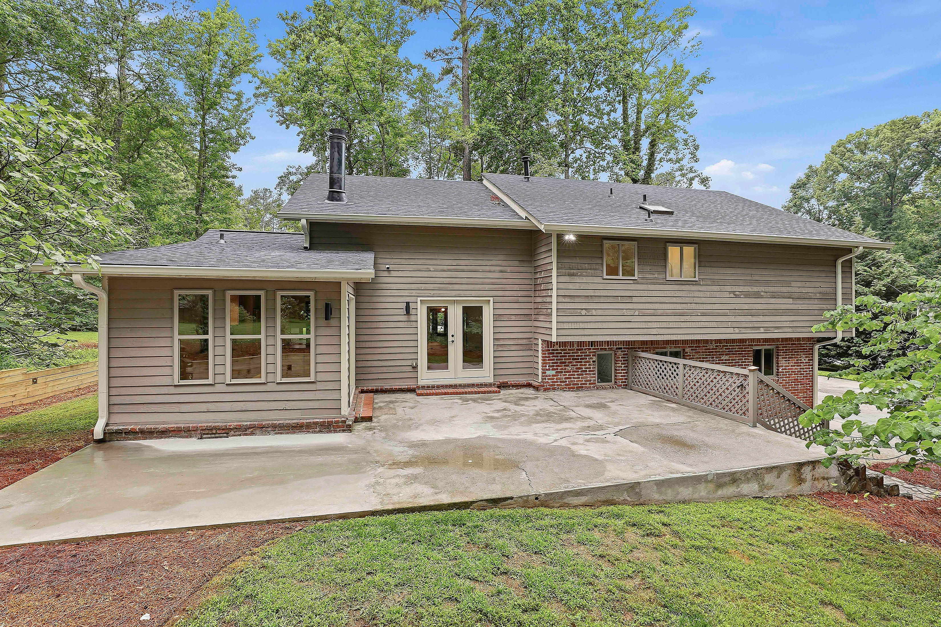  Picture Perfect Home Embodies Mid-century Elegance and Charm - 物件實景