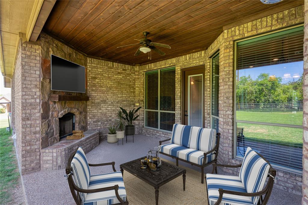 Weatherford, Texas, 76085, United States, 3 Bedrooms Bedrooms, ,3 BathroomsBathrooms,Residential,For Sale,1892460