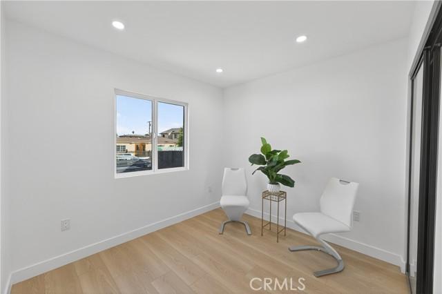 Los Angeles, California, 90044, United States, ,Residential,For Sale,1997733