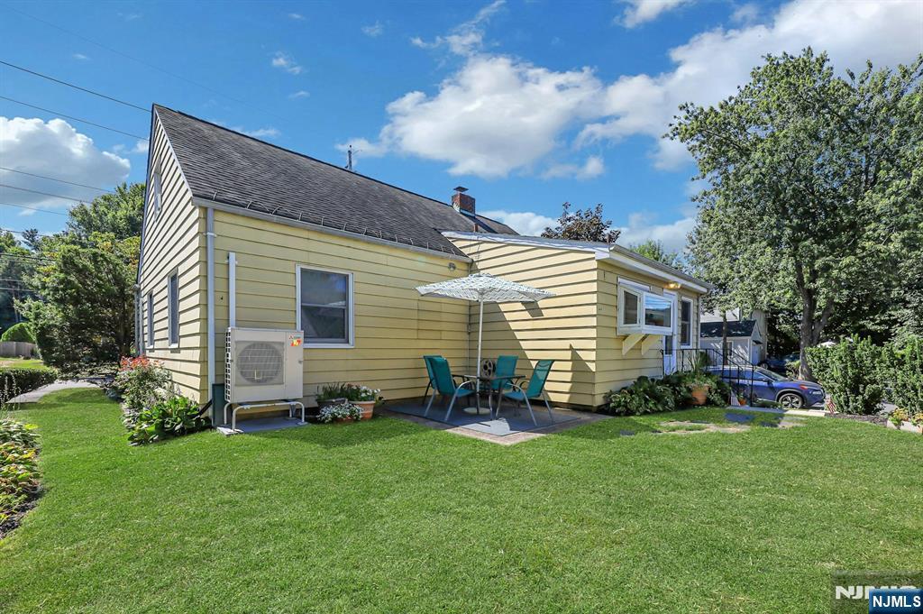 Fair Lawn, New Jersey, 07410, United States, 4 Bedrooms Bedrooms, ,2 BathroomsBathrooms,Residential,For Sale,1940655