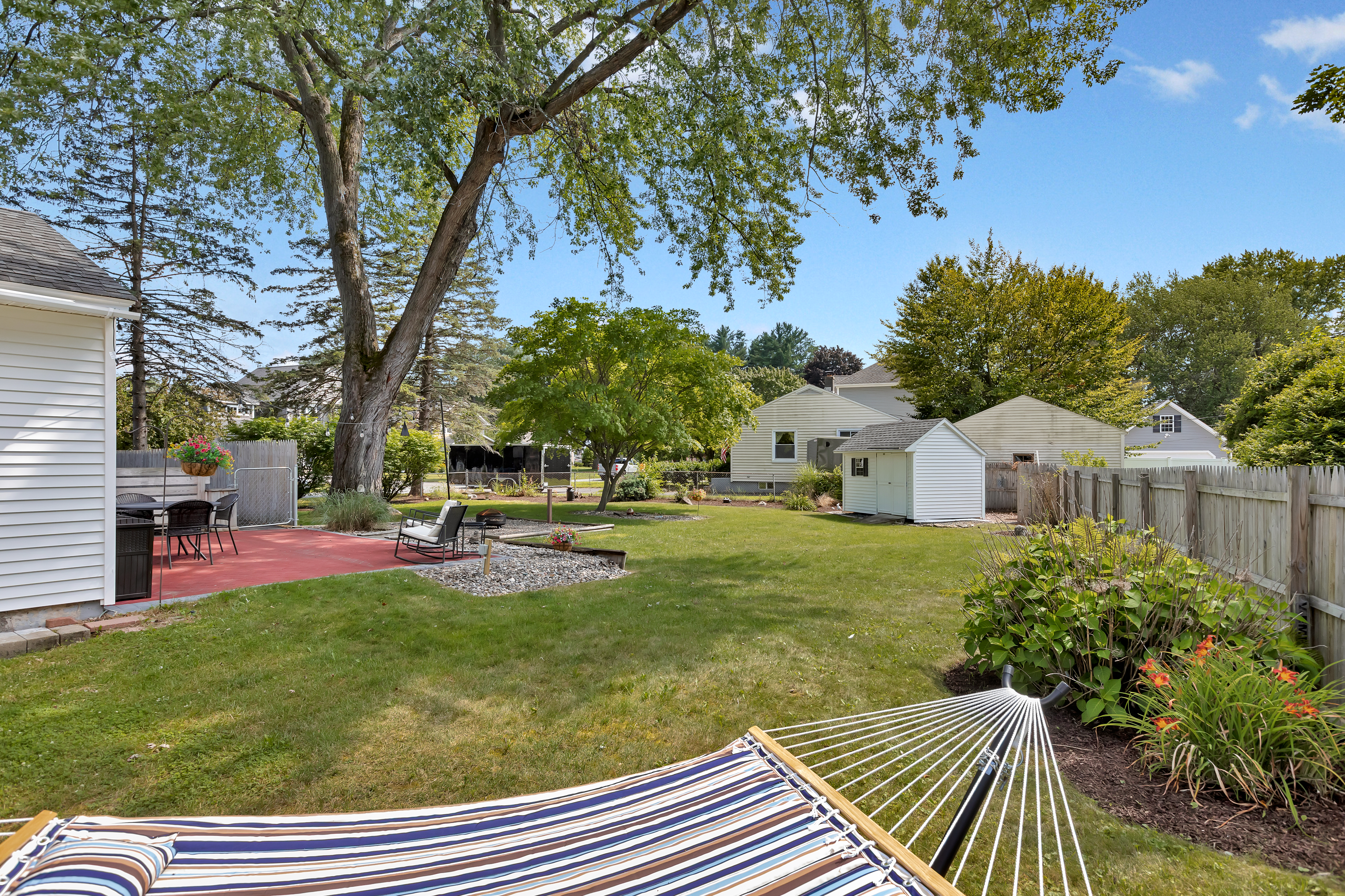  136 Kenwood Avenue, Bethlehem, NY, 12054 - 物件實景