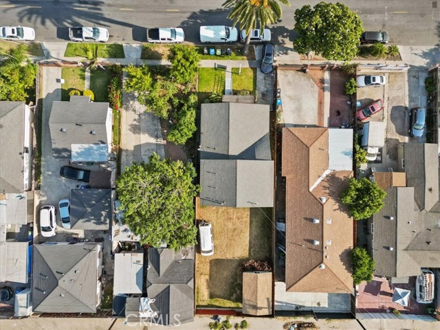 Los Angeles, California, 90003, United States, 3 Bedrooms Bedrooms, ,Residential,For Sale,1977735