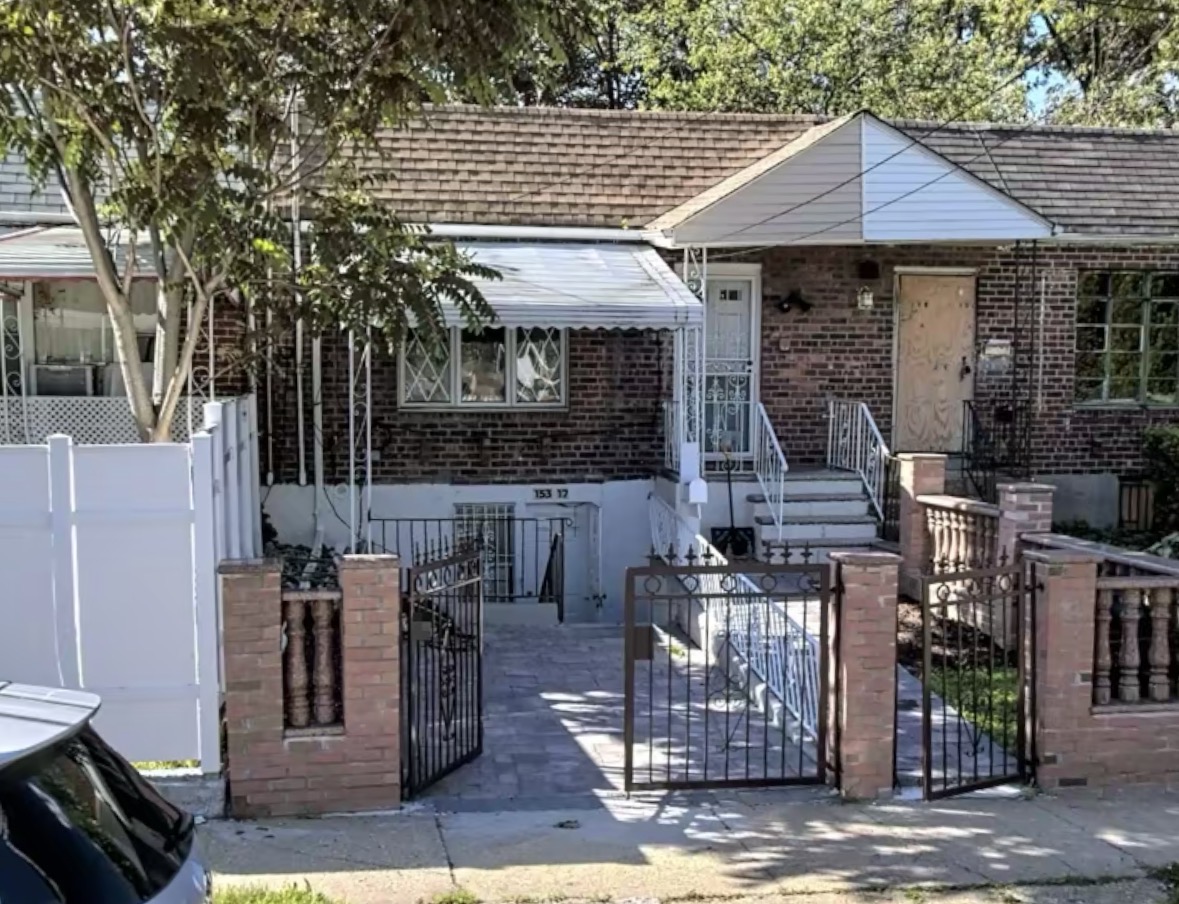 Jamaica, New York, 11433, United States, 3 Bedrooms Bedrooms, ,2 BathroomsBathrooms,Residential,For Sale,2005128