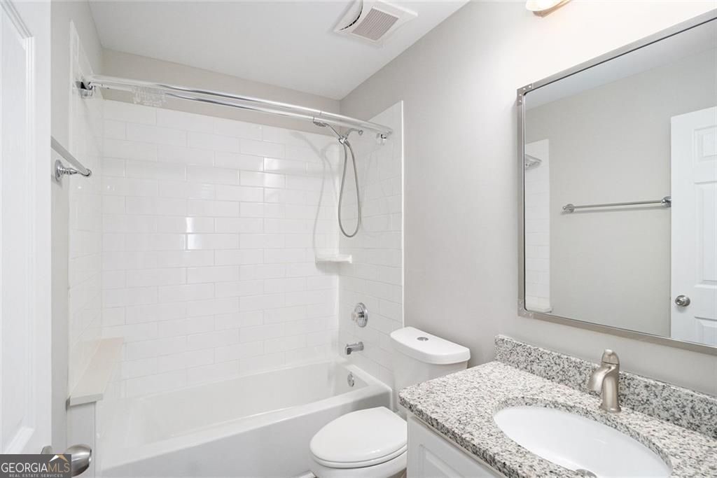 Newnan, Georgia, 30265, United States, 4 Bedrooms Bedrooms, ,3 BathroomsBathrooms,Residential,For Sale,1922680