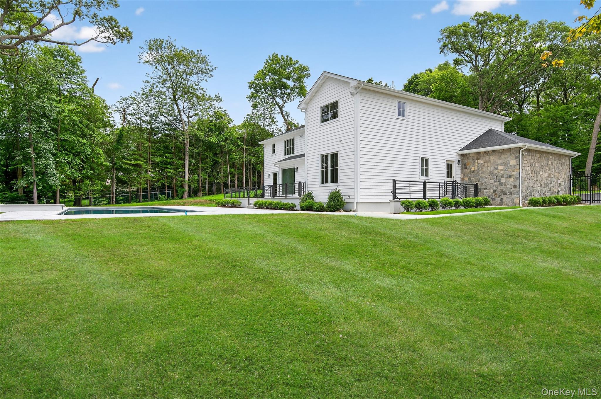  32 Pine Road, Syosset, NY, 11791 - 物件實景