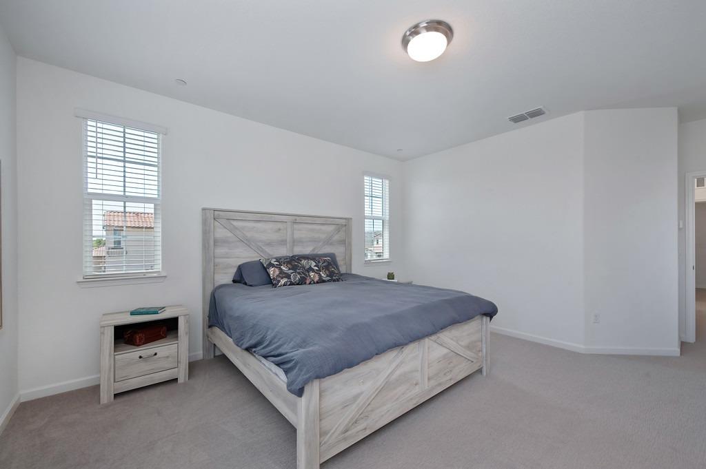 Roseville, California, 95747, United States, 3 Bedrooms Bedrooms, ,3 BathroomsBathrooms,Residential,For Sale,1795538