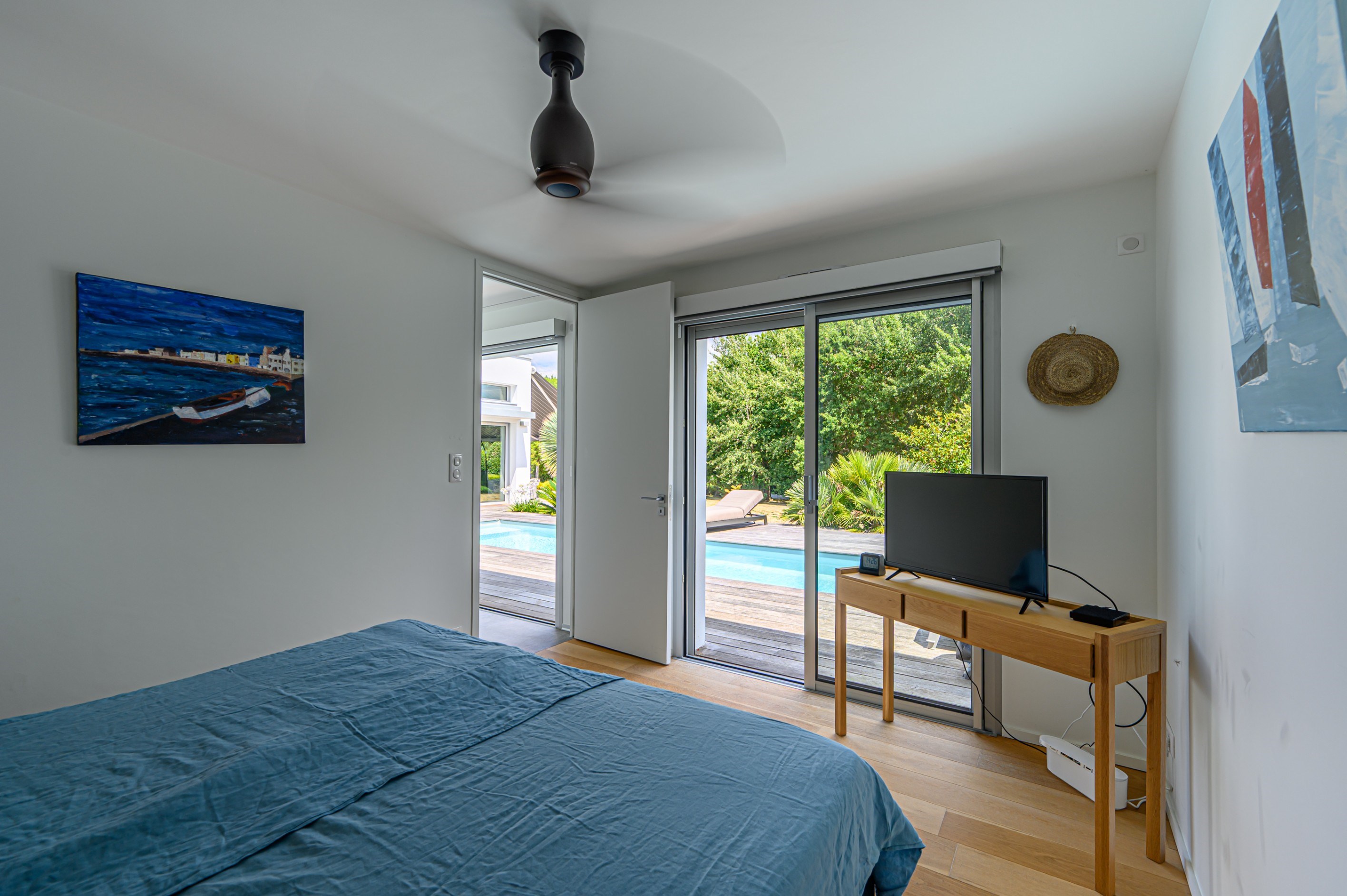  Single-level house with a pool, just steps from the beach - 物件實景