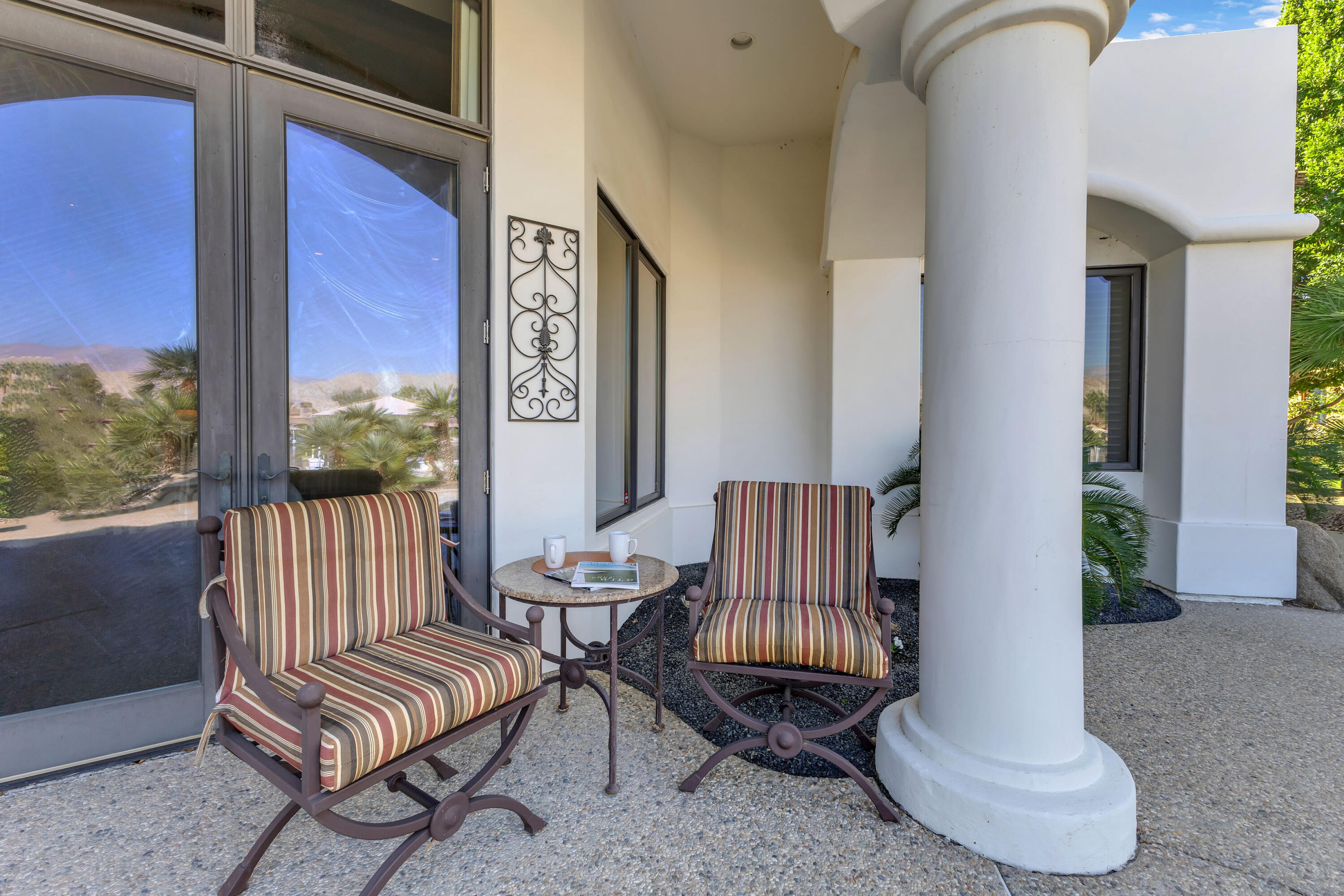 Indio, California, 92203, United States, 5 Bedrooms Bedrooms, ,4 BathroomsBathrooms,Residential,For Sale,1992835