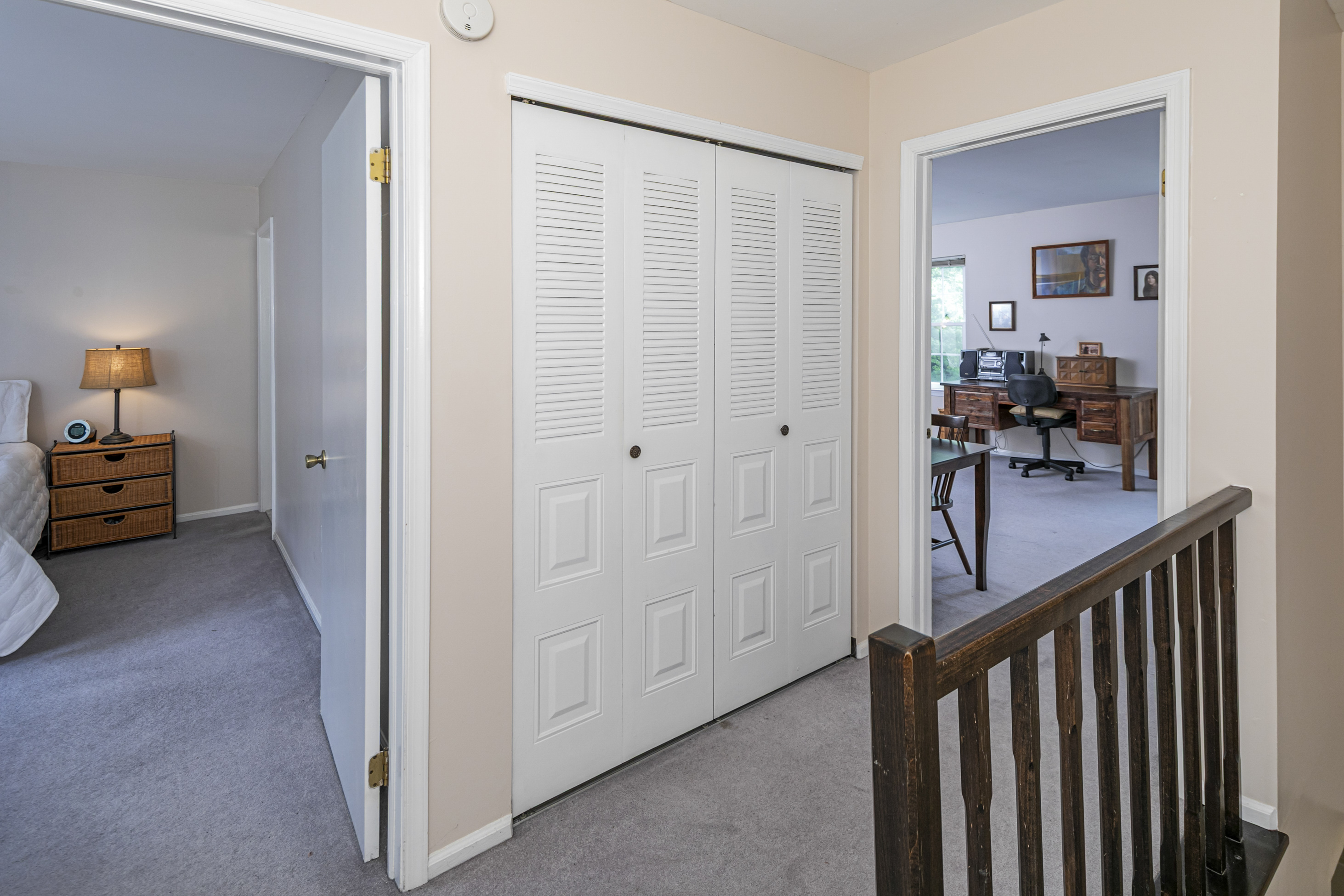  Roomy End-Unit Townhome Steps from Village Park - 物件實景