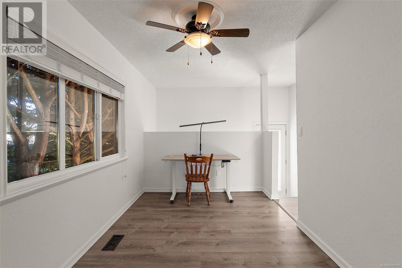 SIDNEY, British Columbia, V8L 2T6, CA, 3 Bedrooms Bedrooms, ,2 BathroomsBathrooms,Residential,For Sale,1906024