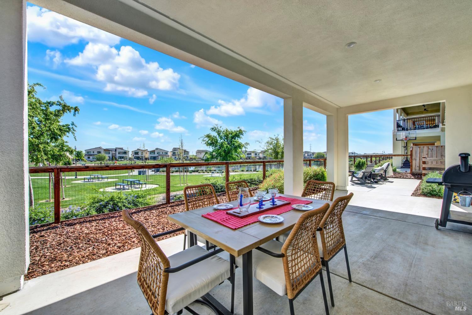 Fairfield, California, 94533, United States, 3 Bedrooms Bedrooms, ,2 BathroomsBathrooms,Residential,For Sale,2025856