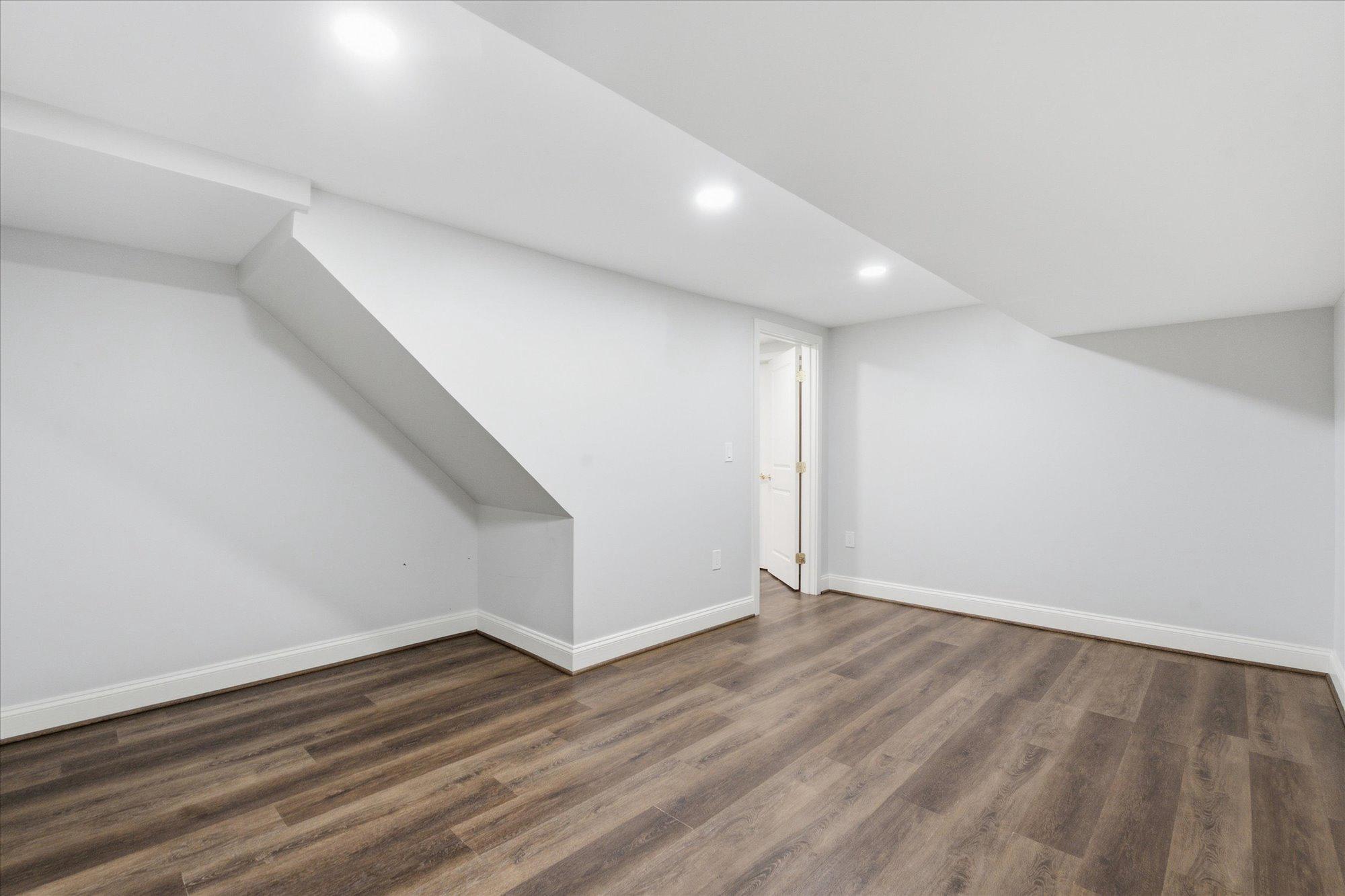  10904 Gainsborough Road, Potomac, MD, 20854 - 物件實景