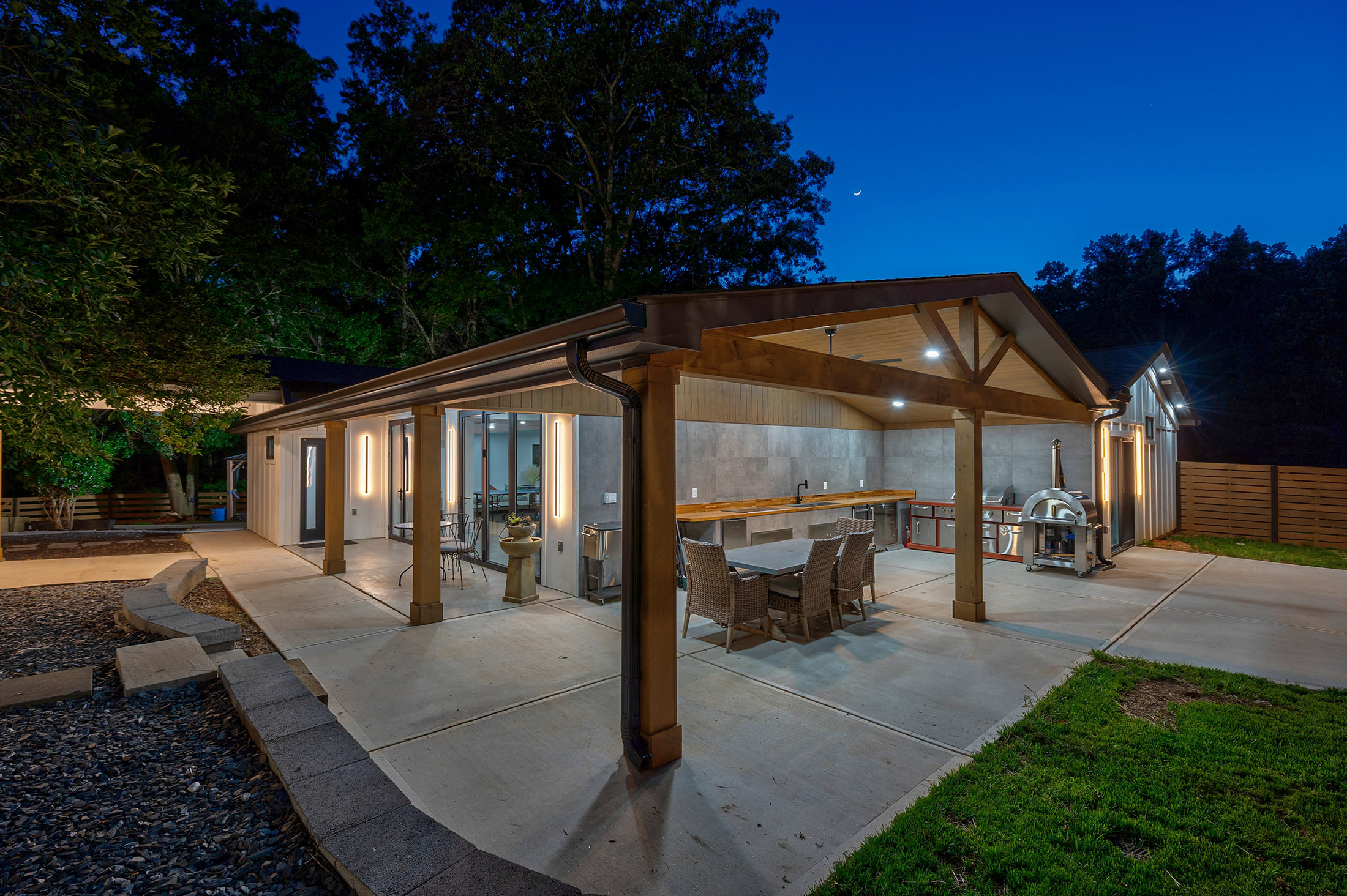  Fully Renovated Estate Blends Luxury, Flexibility & Resort-Style Living - 物件實景