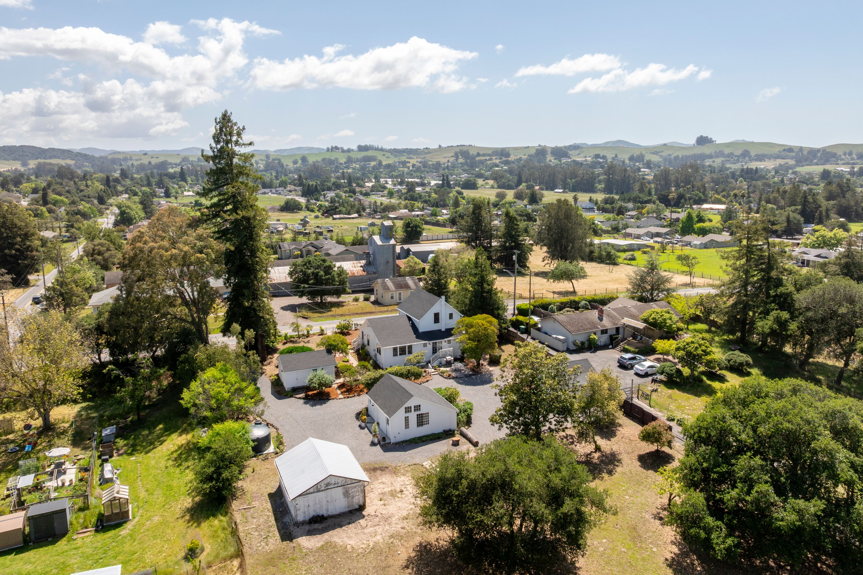  Farmhouse Retreat in Petaluma - 物件實景