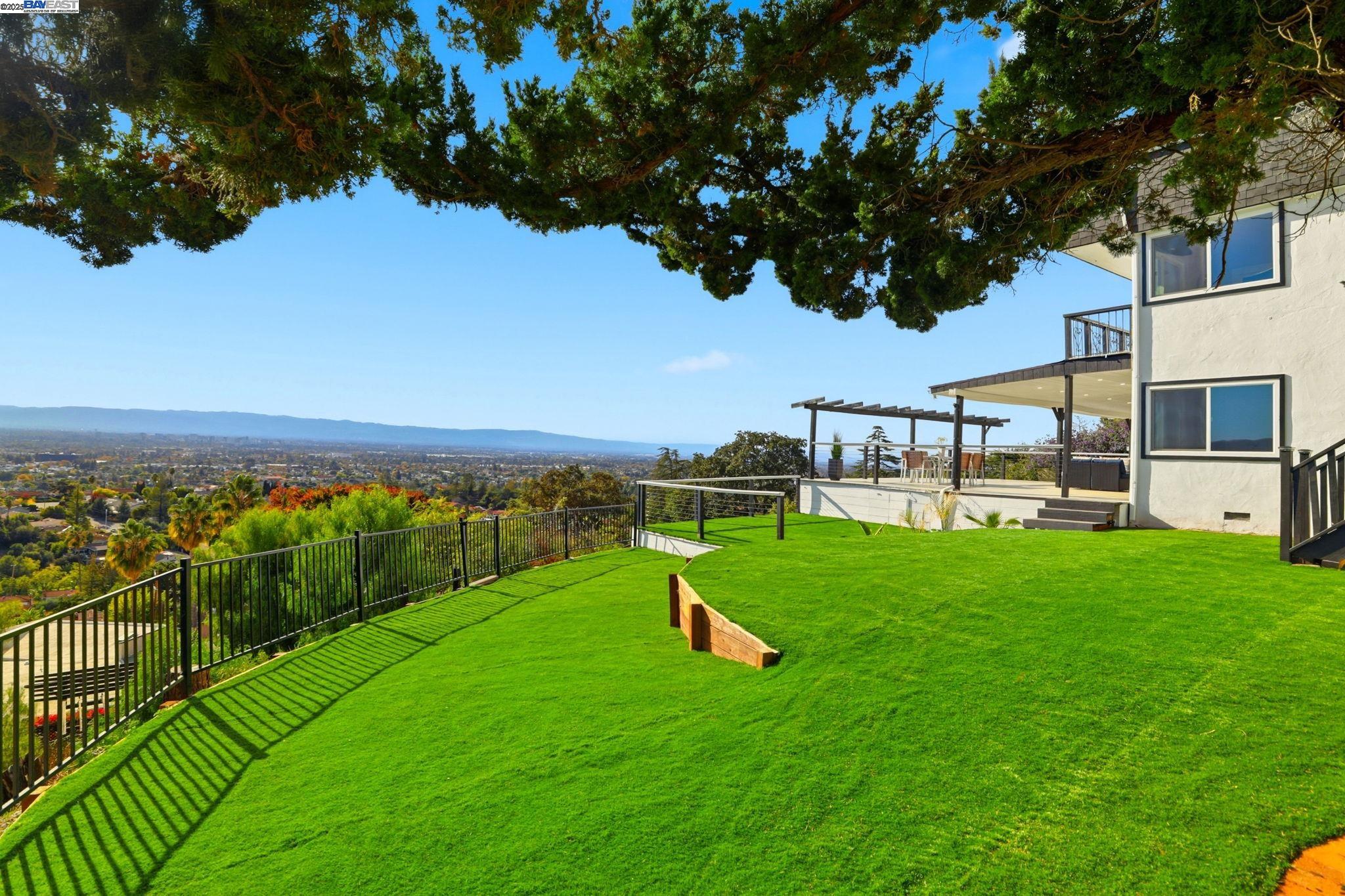 San Jose, California, 95127, United States, 4 Bedrooms Bedrooms, ,4 BathroomsBathrooms,Residential,For Sale,1988045