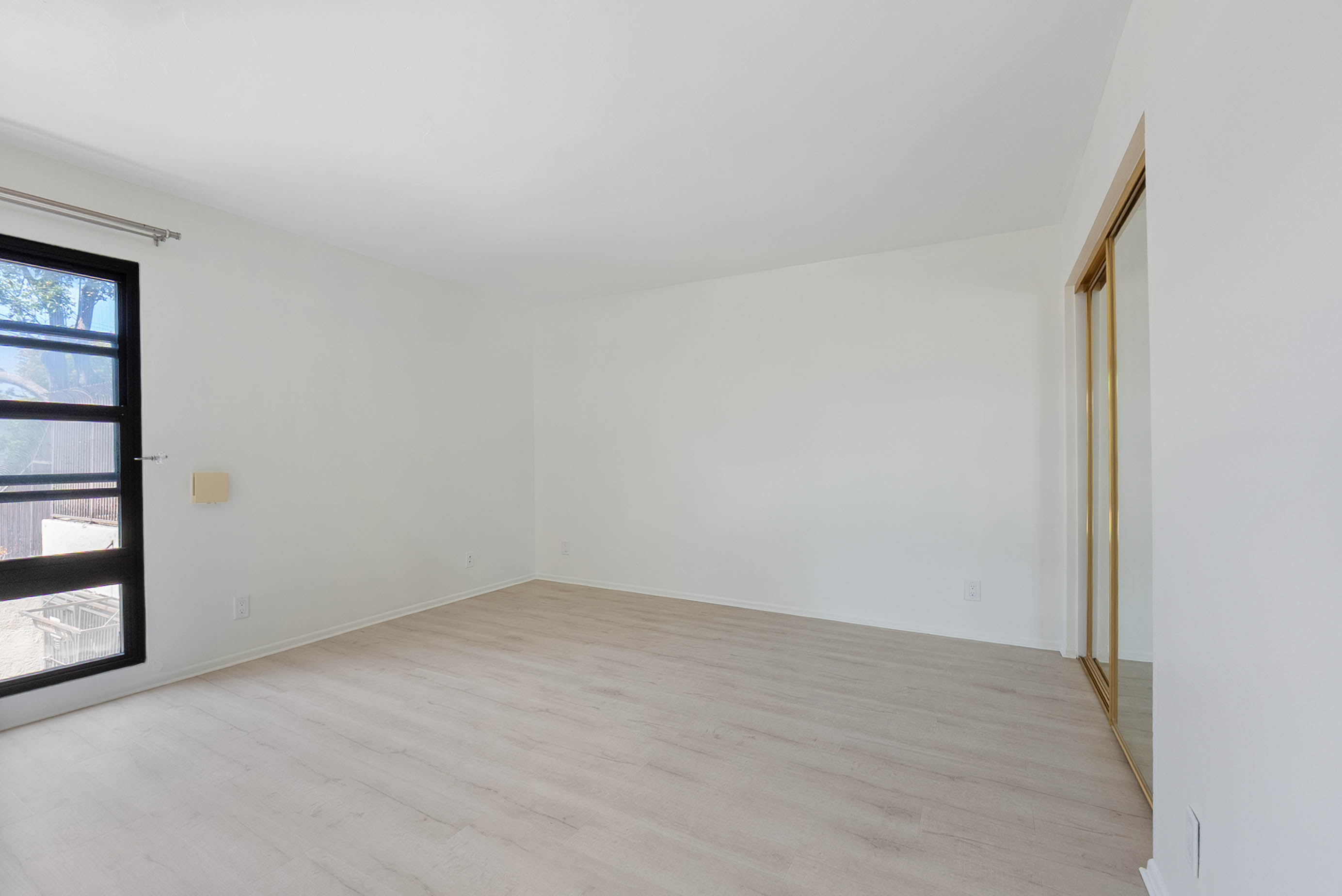  West 91st Street #E1146, Los Angeles, CA 90003 - 物件實景