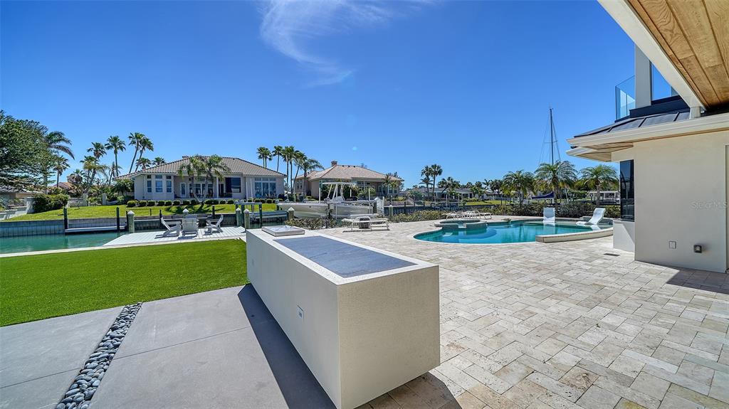 Longboat Key, Florida, 34228, United States, 4 Bedrooms Bedrooms, ,4 BathroomsBathrooms,Residential,For Sale,1751761