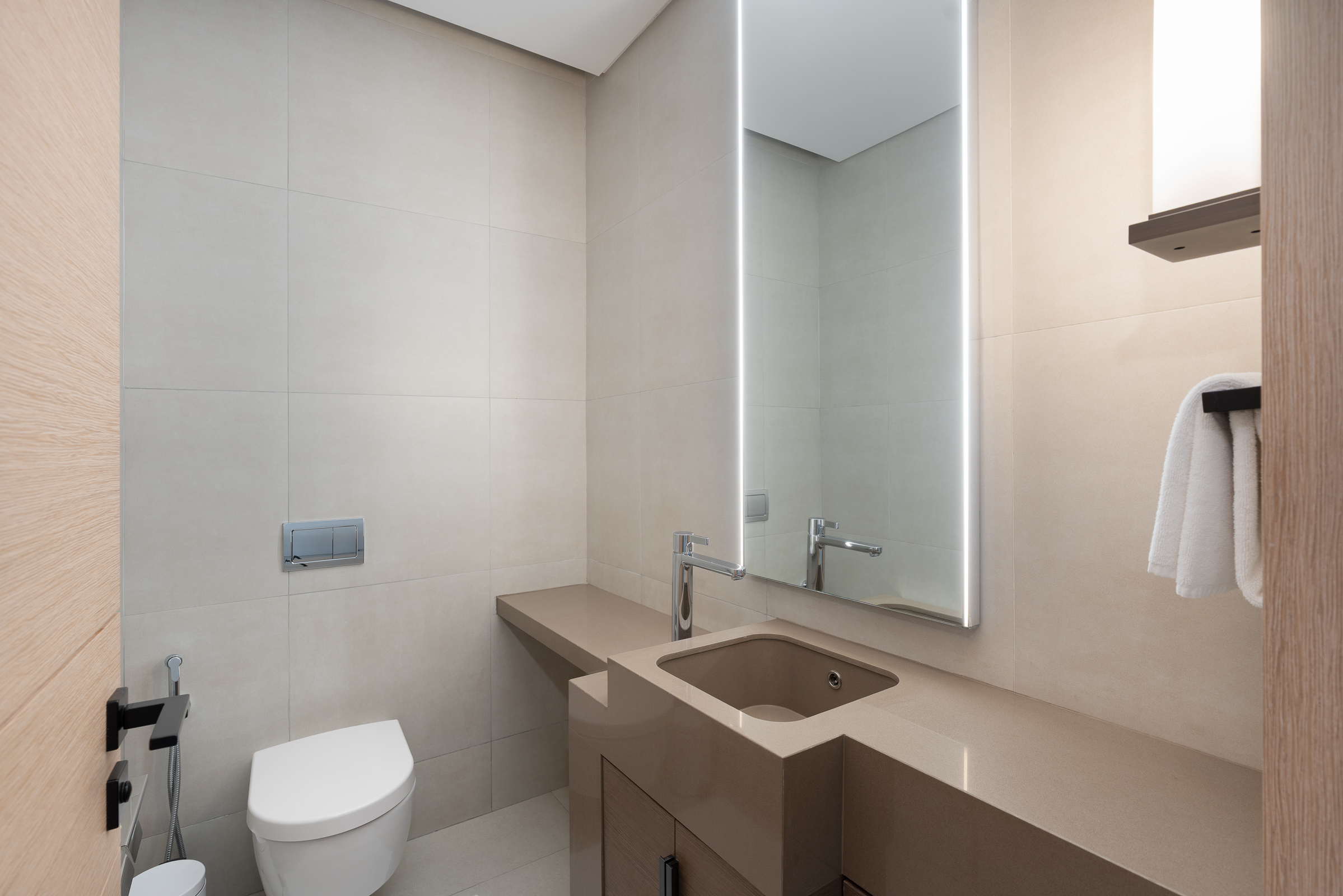  Fully-Serviced Branded Home With Sea Views in JBR - 物件實景