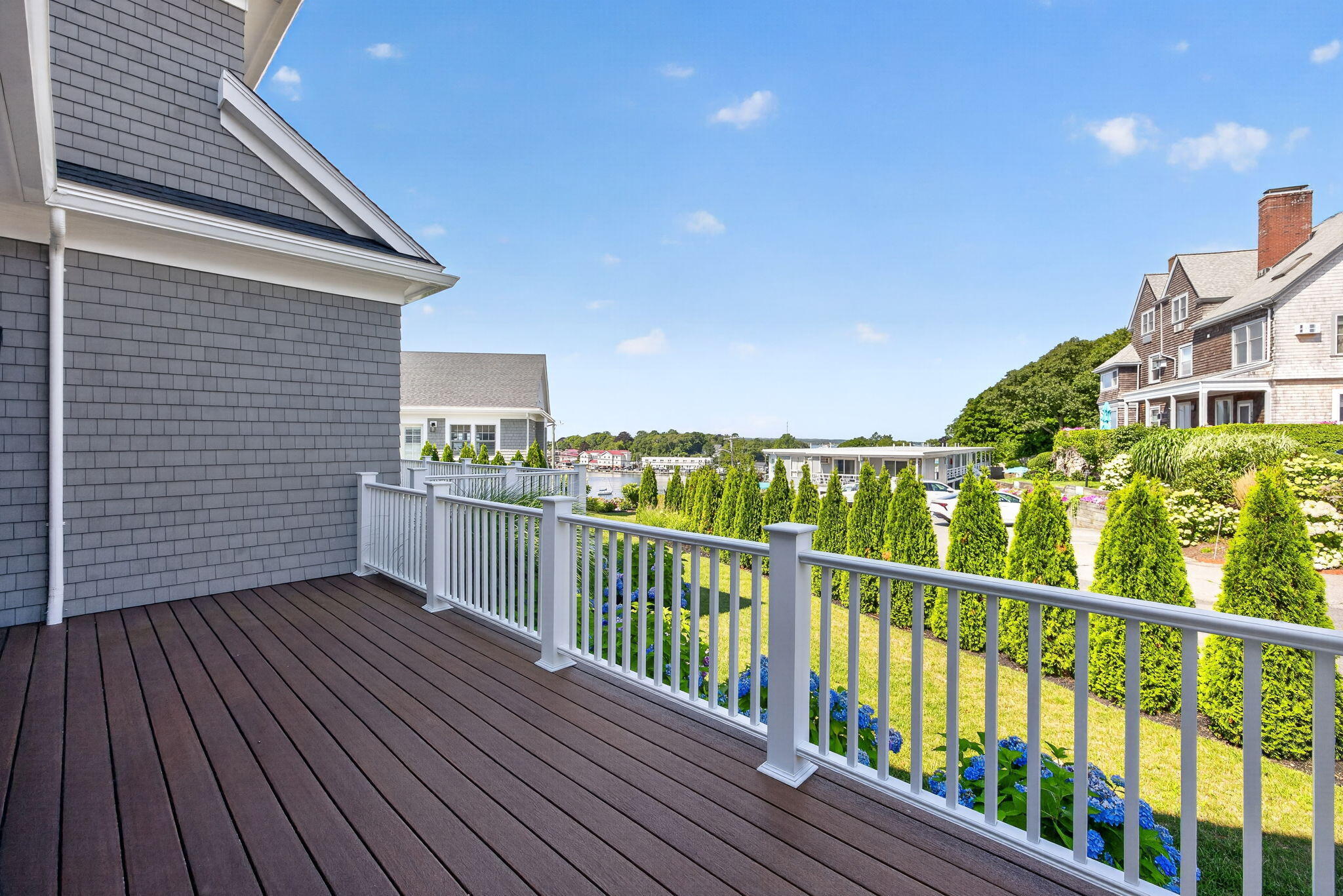  533 Woods Hole Road UNIT B102 - 物件實景