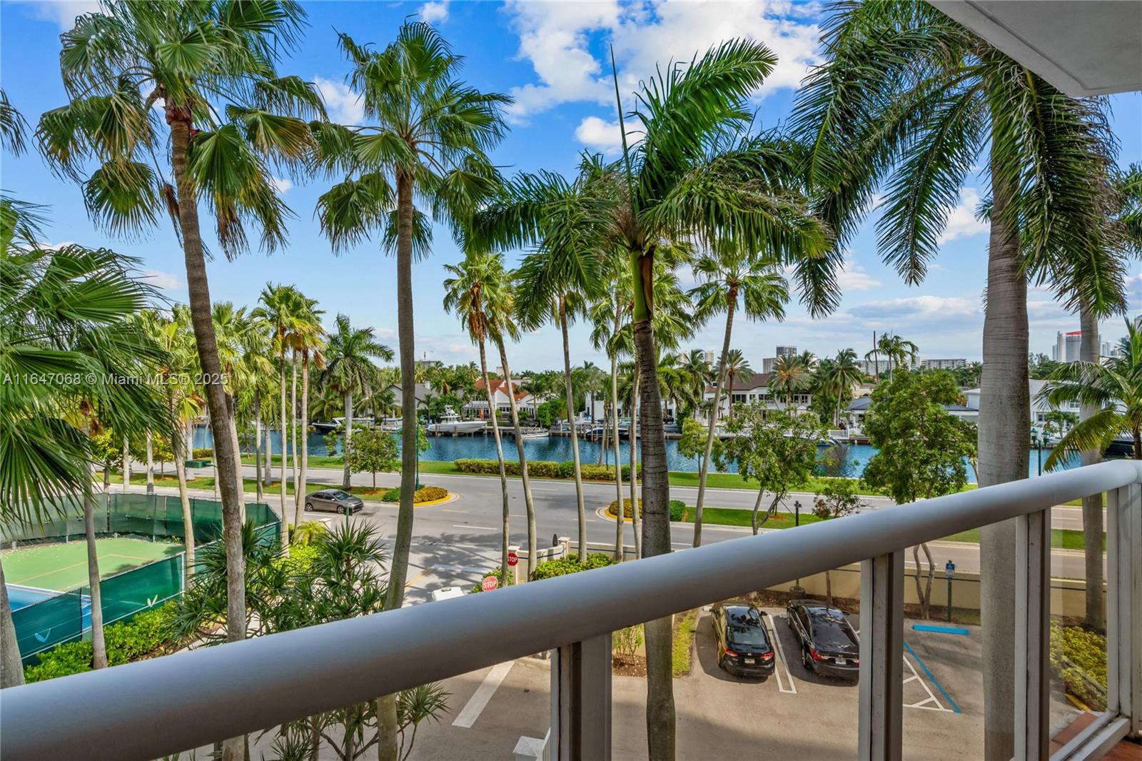 3598 Yacht Club Dr Unit 302, Aventura, Florida, 33180, United States, 3 Bedrooms Bedrooms, ,2 BathroomsBathrooms,Residential,For Sale,3598 Yacht Club Dr Unit 302,1622452