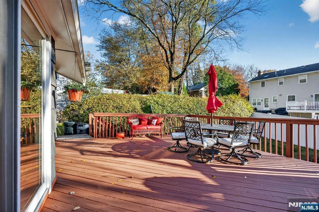 Hillsdale, New Jersey, 07642, United States, 3 Bedrooms Bedrooms, ,2 BathroomsBathrooms,Residential,For Sale,1987903