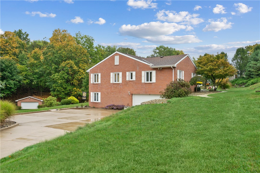 North Strabane, Pennsylvania, 15317, United States, 3 Bedrooms Bedrooms, ,3 BathroomsBathrooms,Residential,For Sale,1882986