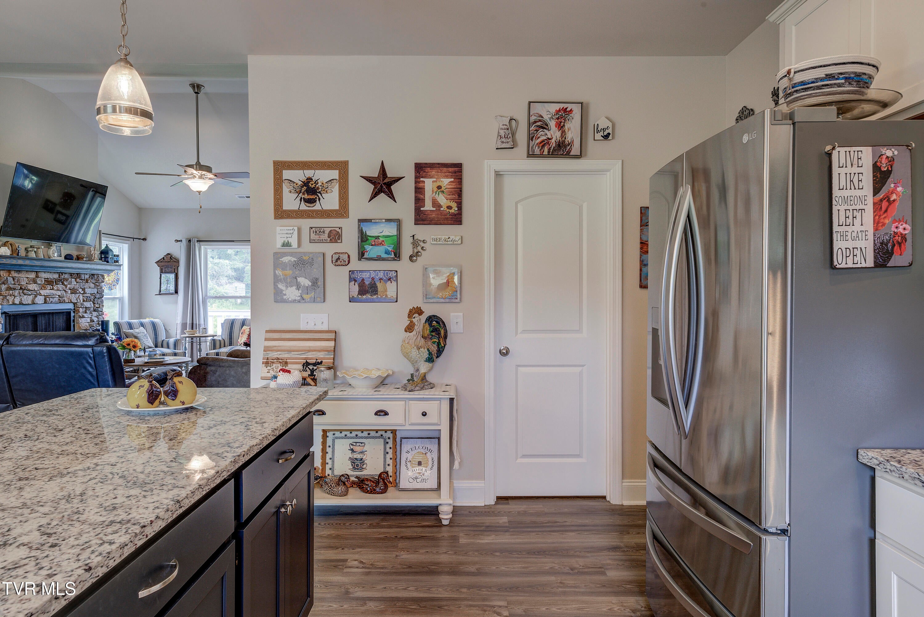 Elizabethton, Tennessee, 37643, United States, 3 Bedrooms Bedrooms, ,2 BathroomsBathrooms,Residential,For Sale,1925509