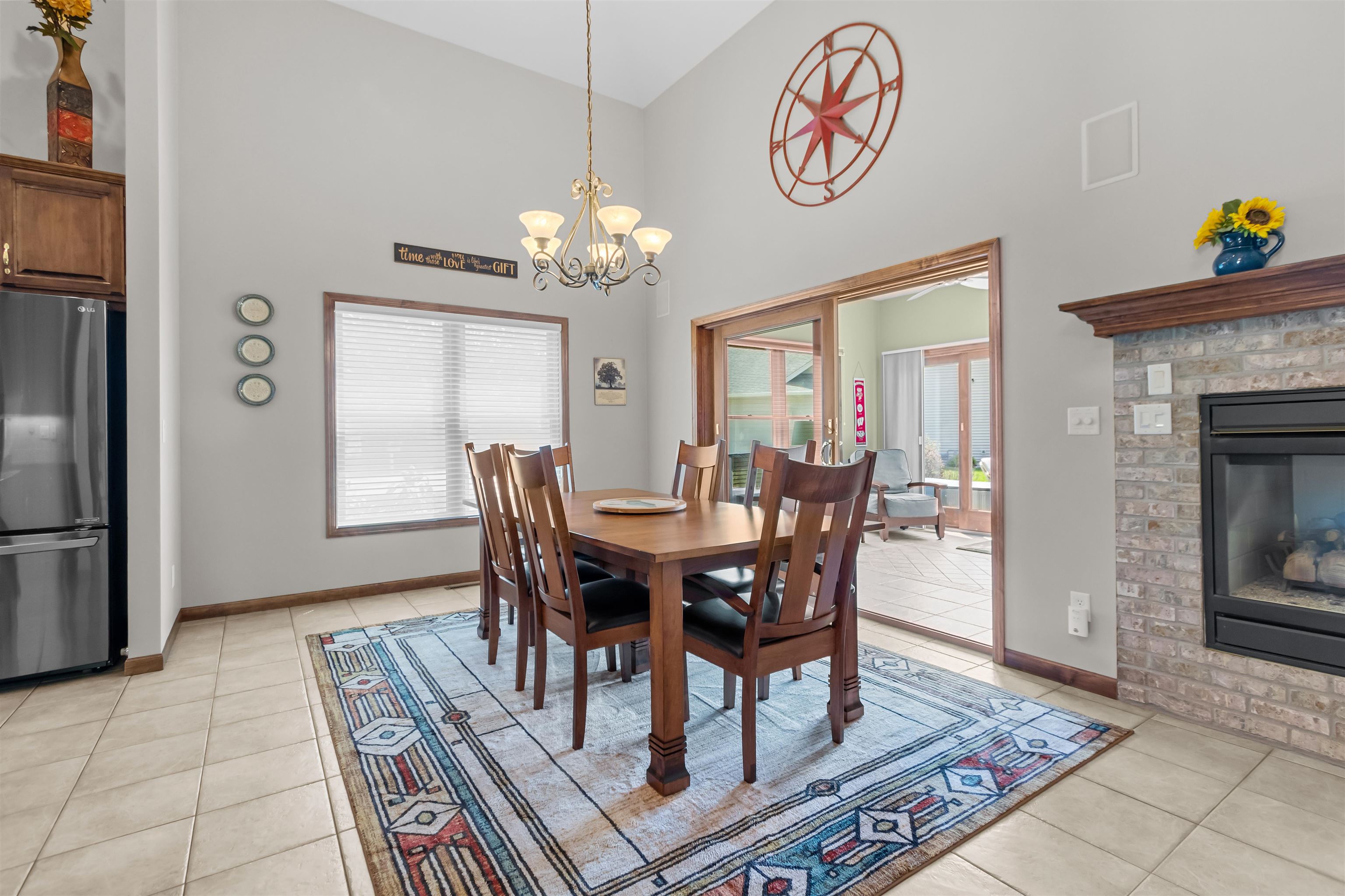 Menasha, Wisconsin, 54952, United States, 3 Bedrooms Bedrooms, ,3 BathroomsBathrooms,Residential,For Sale,1981265