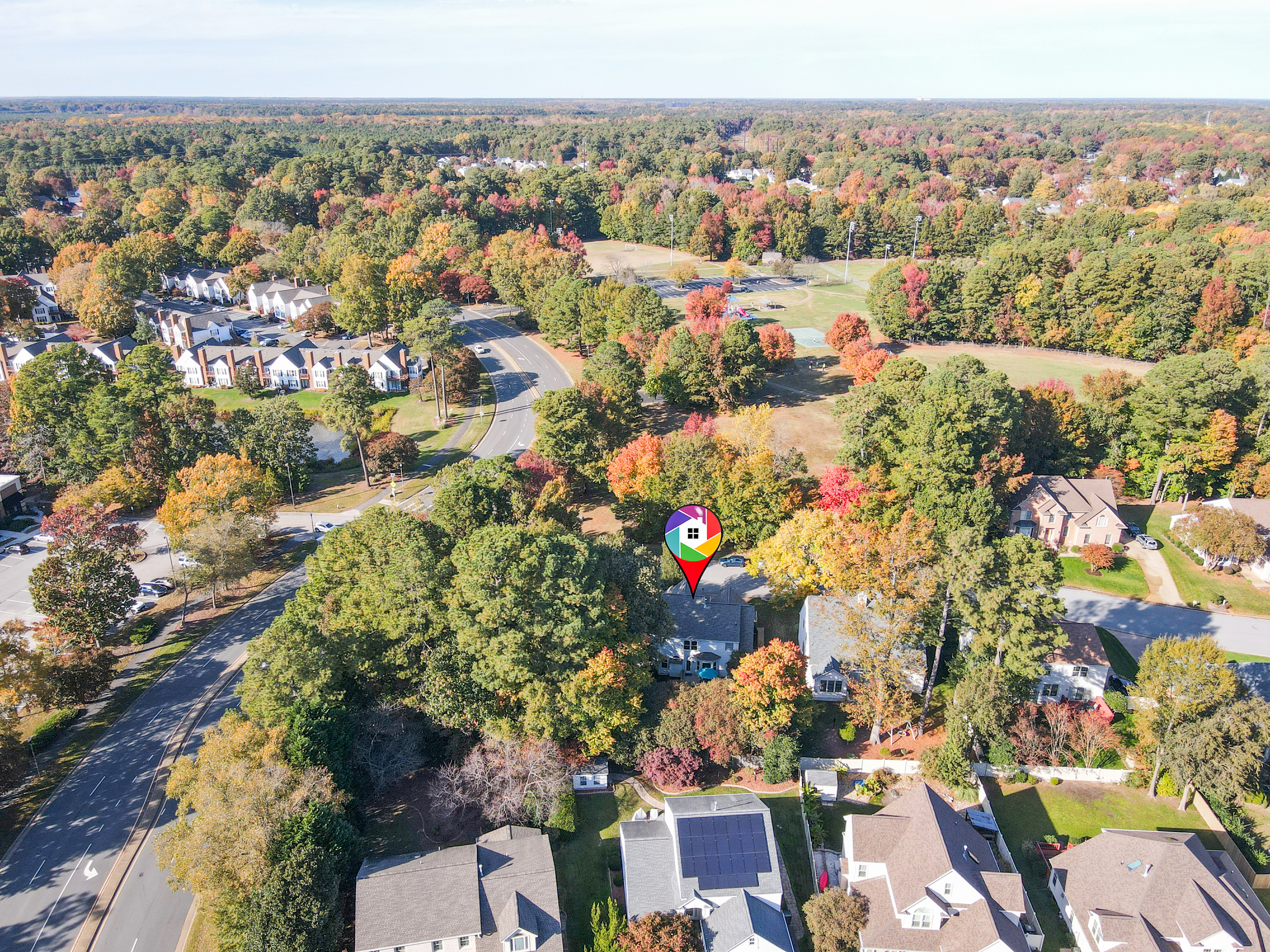 Yorktown, Virginia, 23693, United States, 6 Bedrooms Bedrooms, ,3 BathroomsBathrooms,Residential,For Sale,1988039