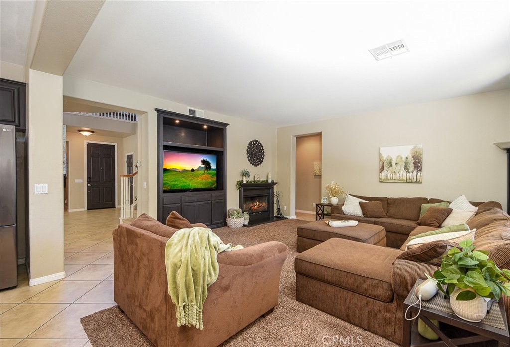 Winchester, California, 92596, United States, 4 Bedrooms Bedrooms, ,4 BathroomsBathrooms,Residential,For Sale,1977527