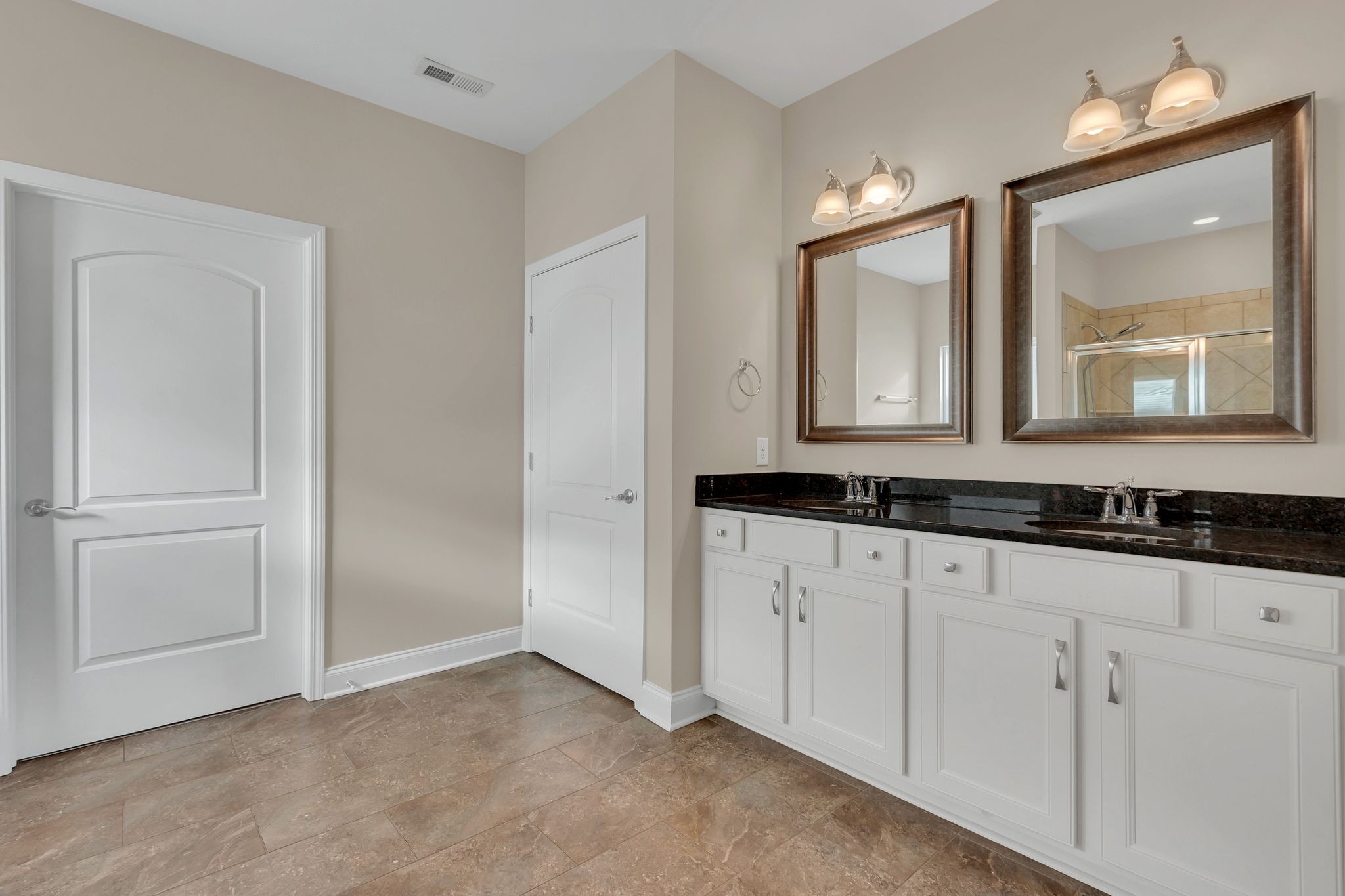 Franklin, Tennessee, 37064, United States, 4 Bedrooms Bedrooms, ,4 BathroomsBathrooms,Residential,For Sale,1989475