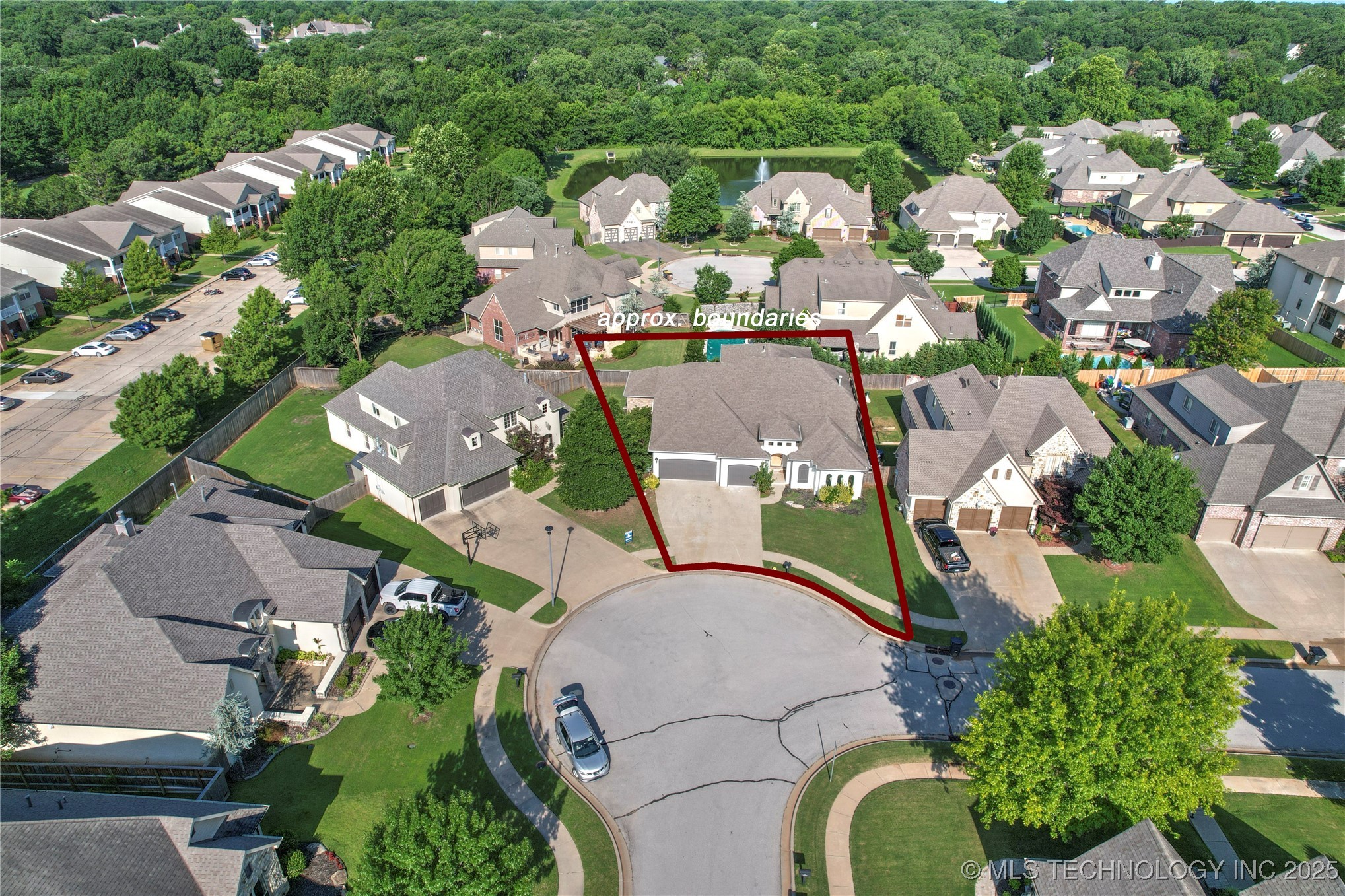 Bixby, Oklahoma, 74008, United States, 5 Bedrooms Bedrooms, ,4 BathroomsBathrooms,Residential,For Sale,1908435