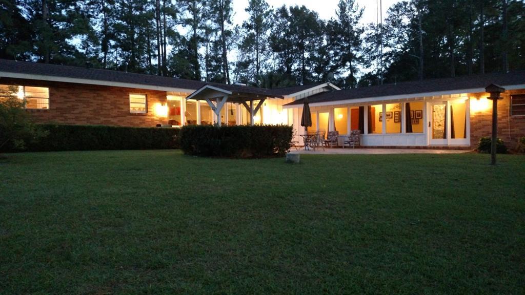 Chula, Georgia, 31733, United States, 4 Bedrooms Bedrooms, ,4 BathroomsBathrooms,Residential,For Sale,1979714