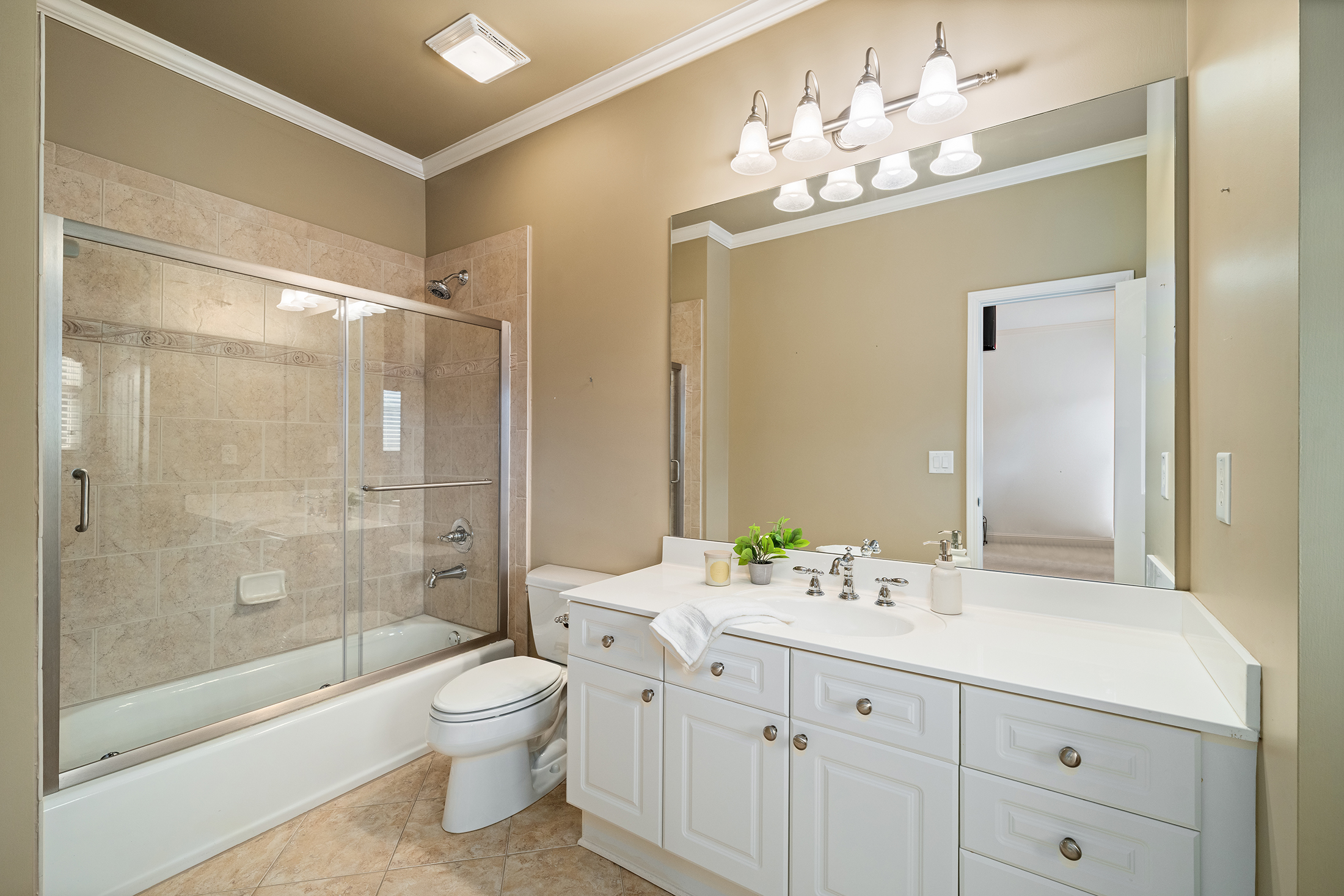  Expansive Living in the Heart of Fieldstone Farms - 物件實景
