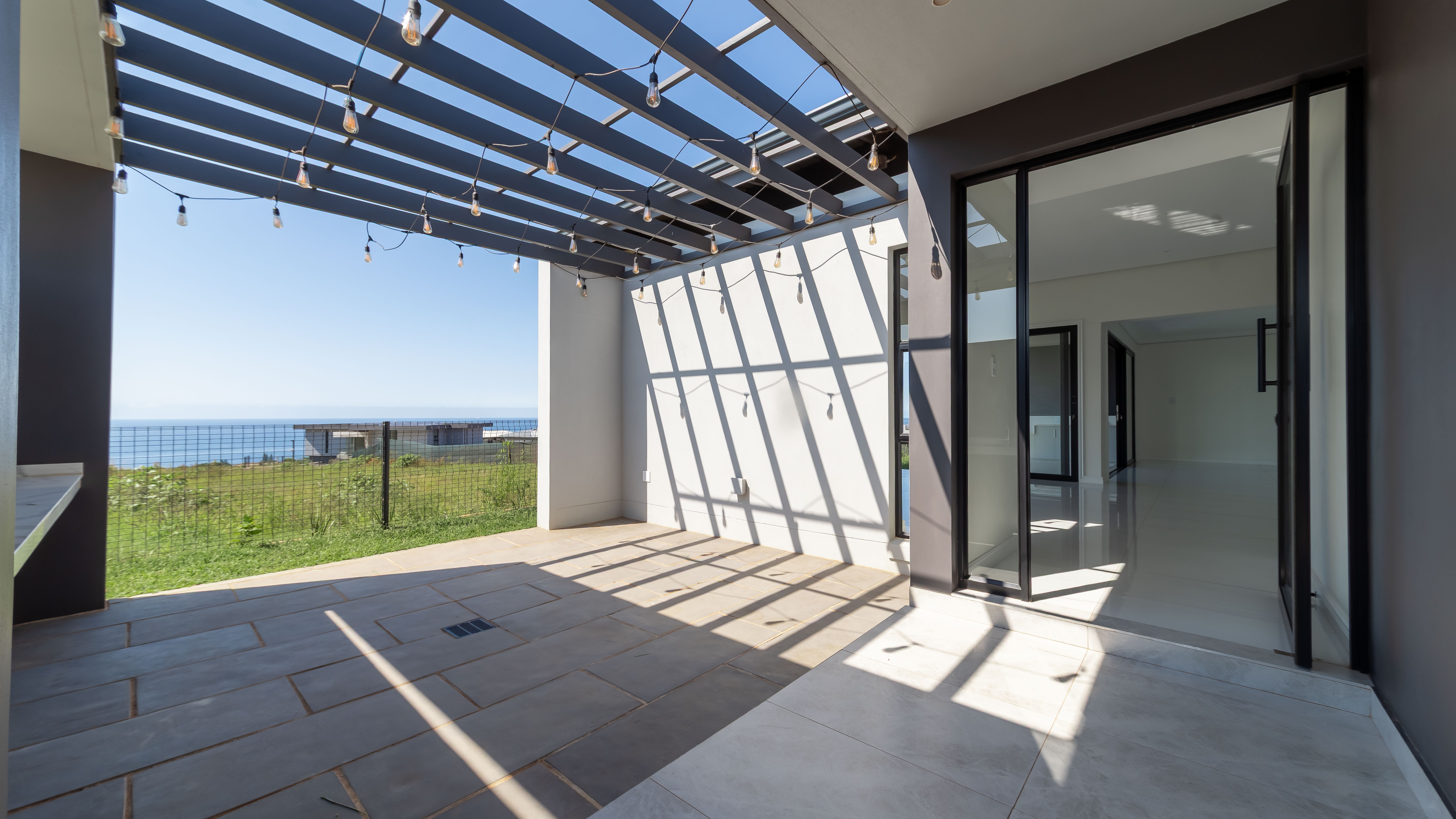  Luxury Single-Level Residence with Panoramic Sea Views in Salta Estate - 物件實景